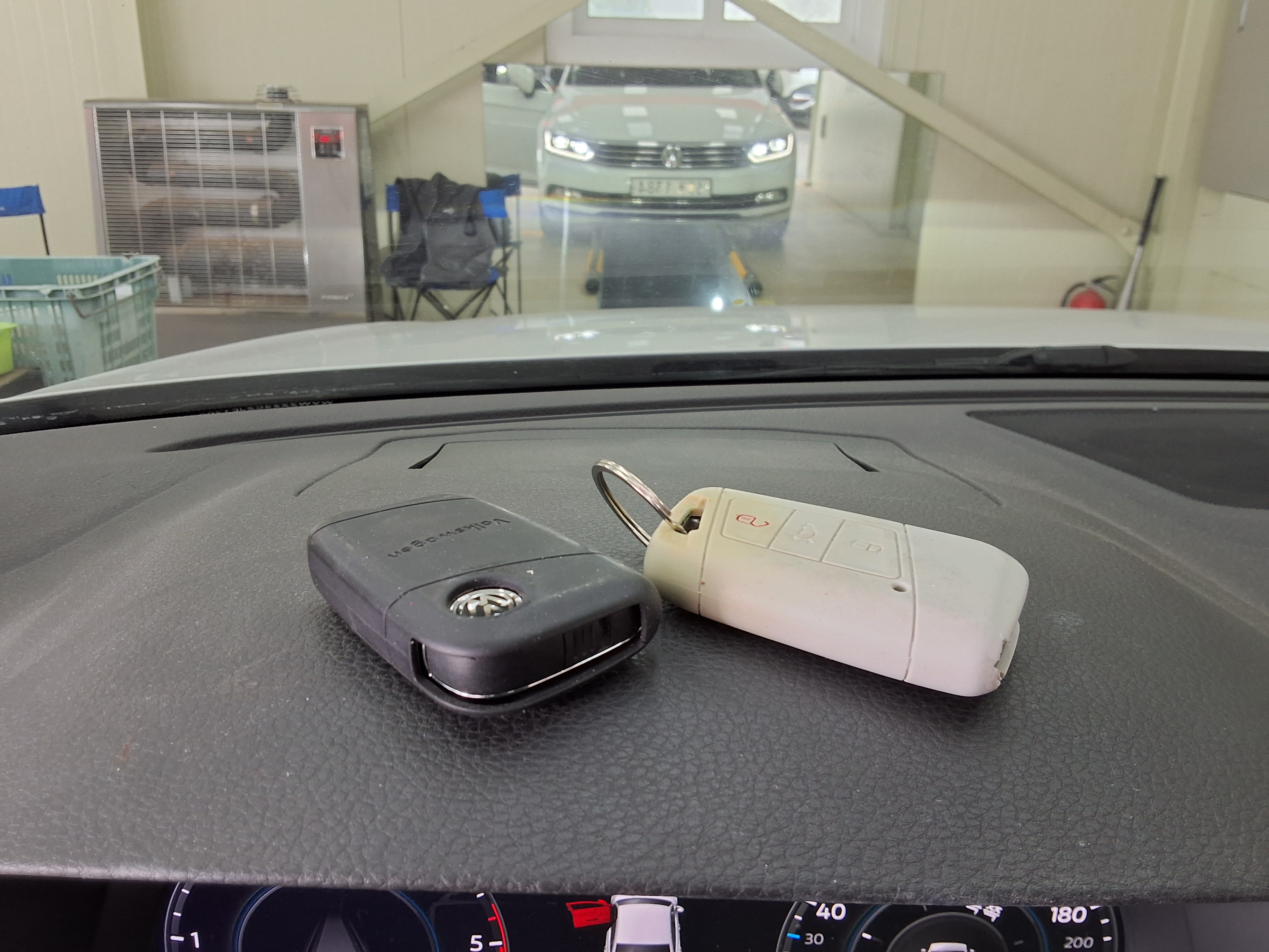 VOLKSWAGEN 파사트 - 17
