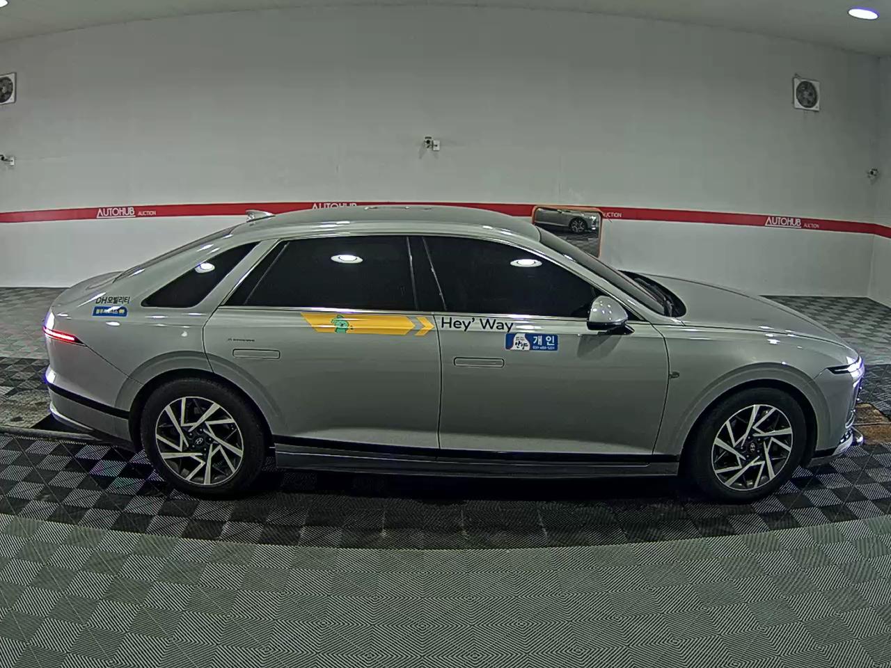 Hyundai Grandeur 2023 - Image 3