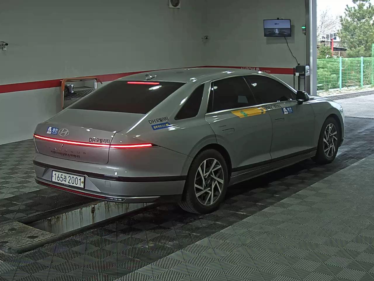Hyundai Grandeur 2023 - Image 4