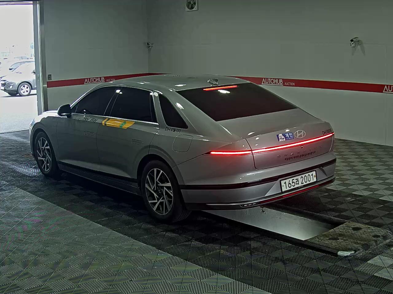 Hyundai Grandeur 2023 - Image 5