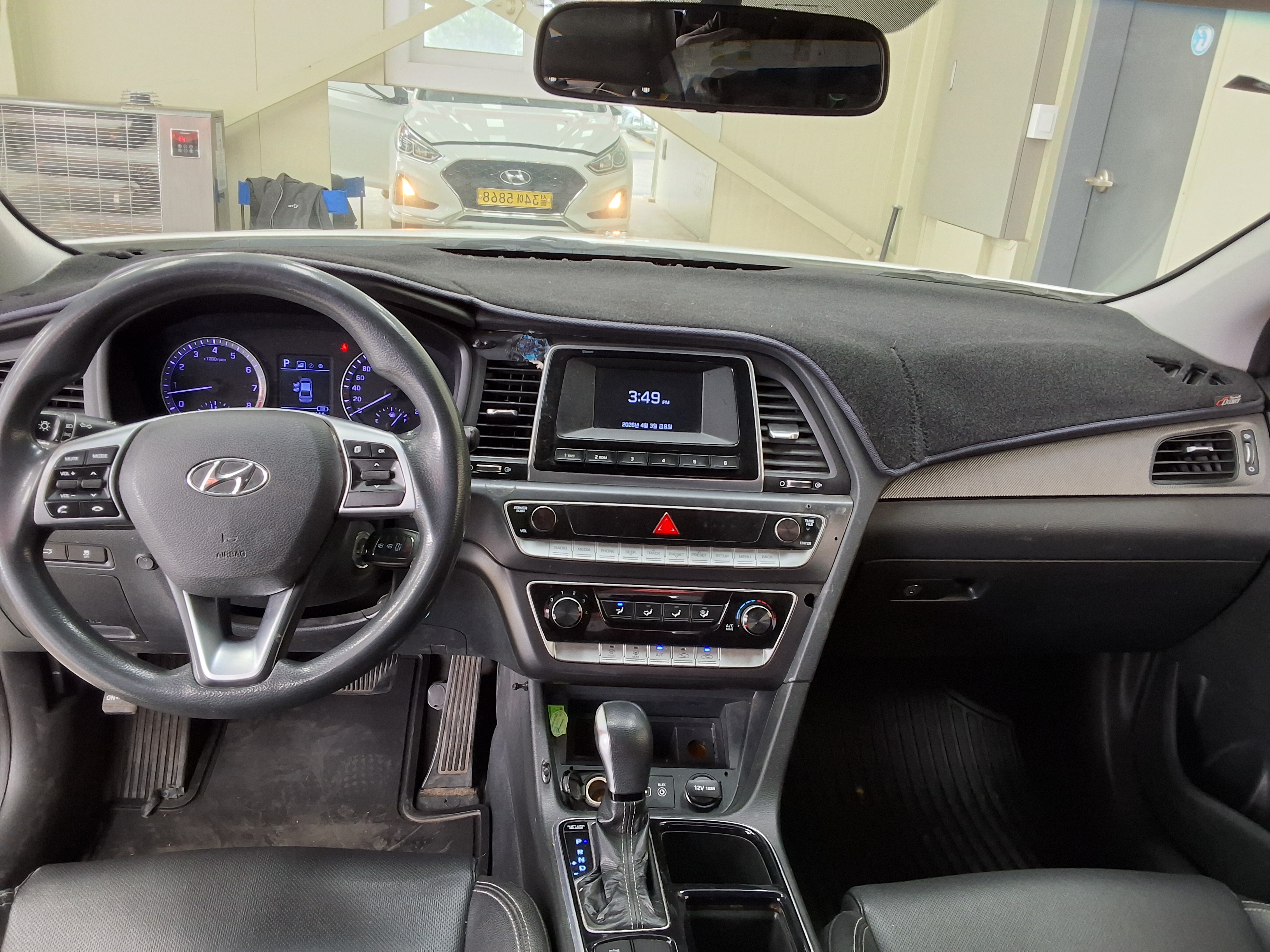 Hyundai Sonata - 18