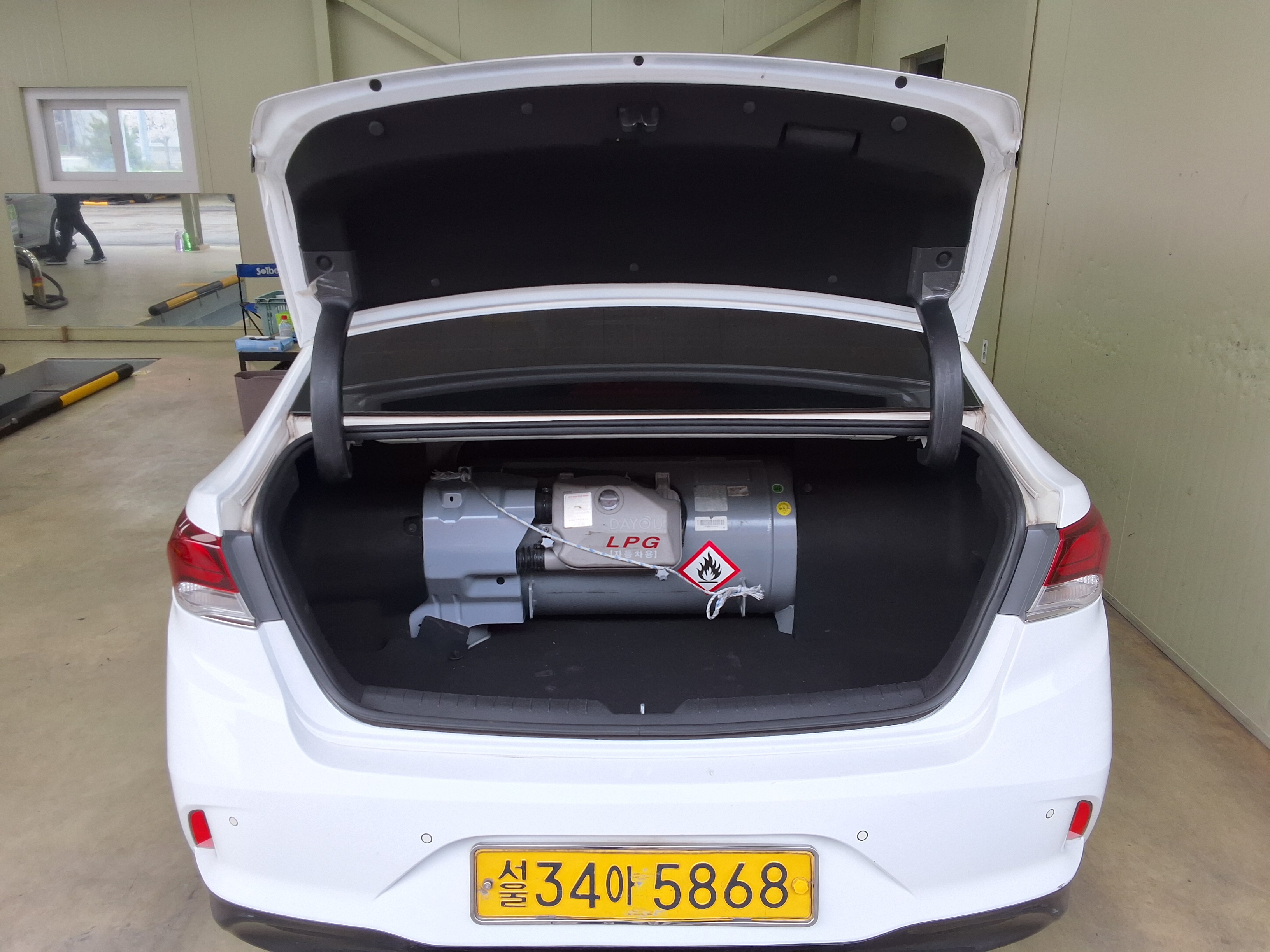 Hyundai Sonata - 14