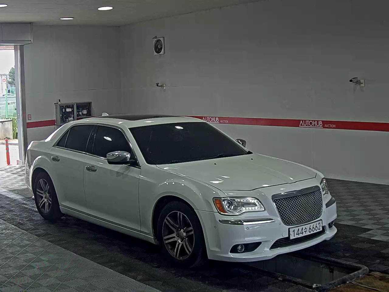 CHRYSLER 300C - 2