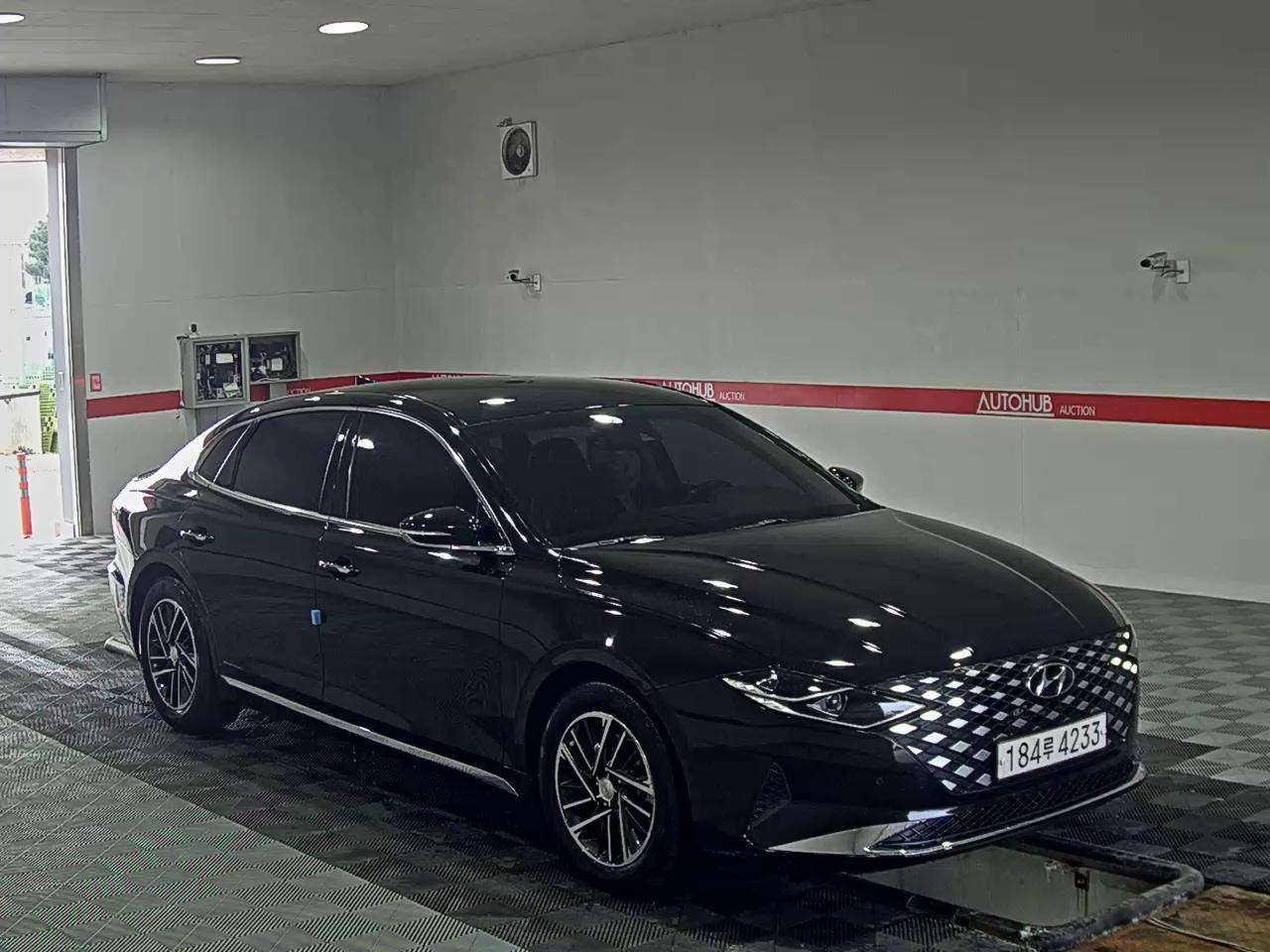 Hyundai Grandeur 2020 - Image 2