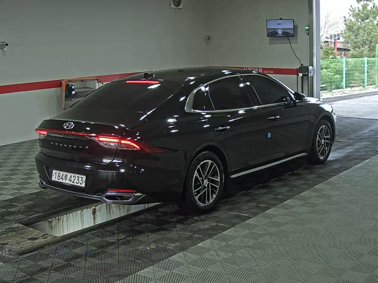 Hyundai Grandeur 2020 - Image 4