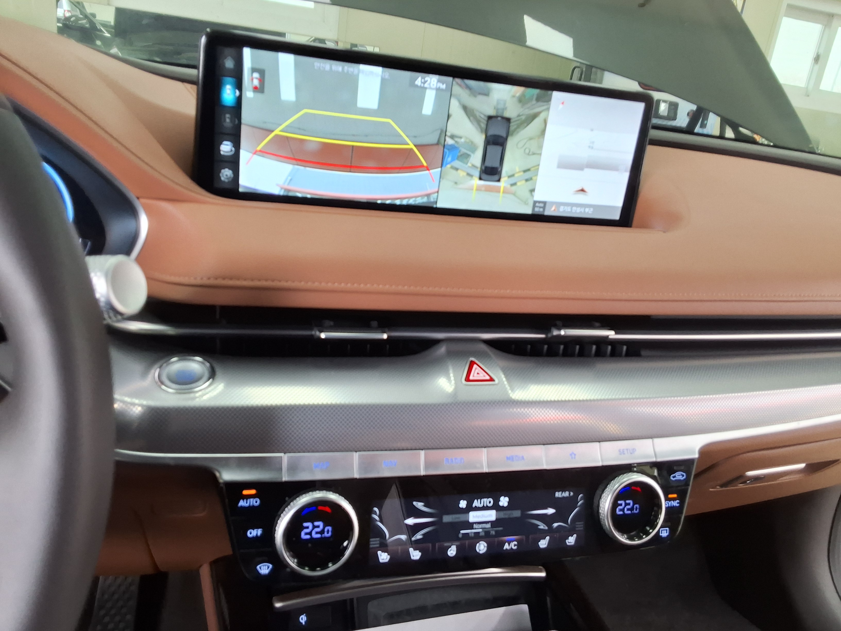 هيونداي جينيسيس 2022 - صورة 17