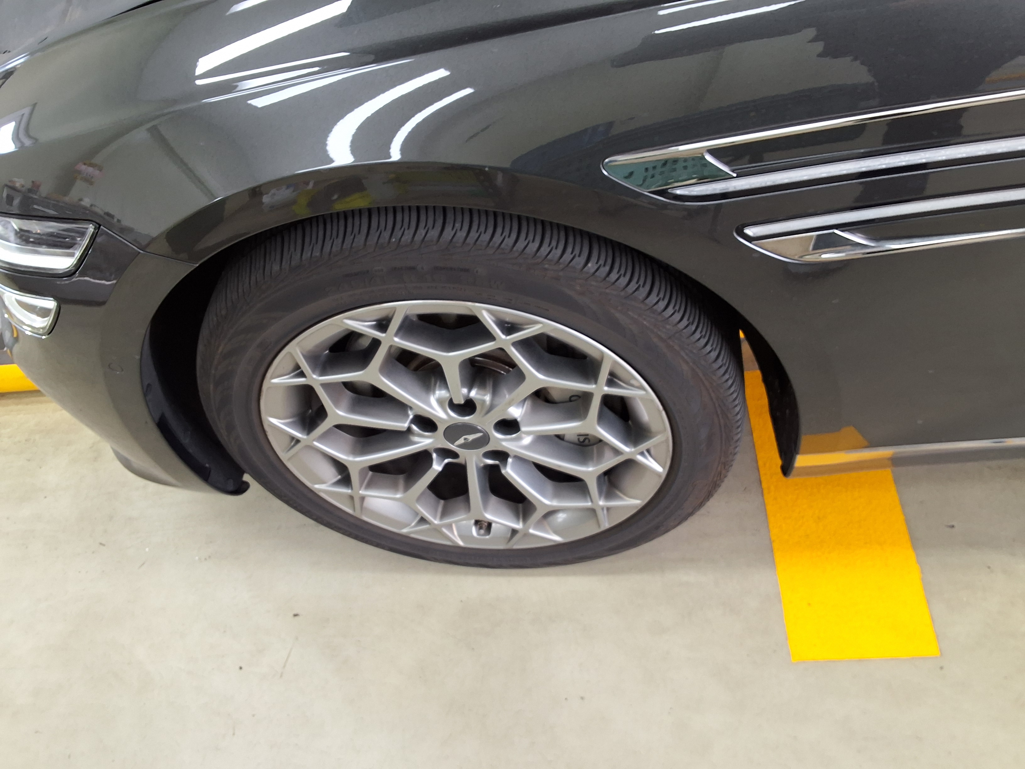 هيونداي جينيسيس 2022 - صورة 20