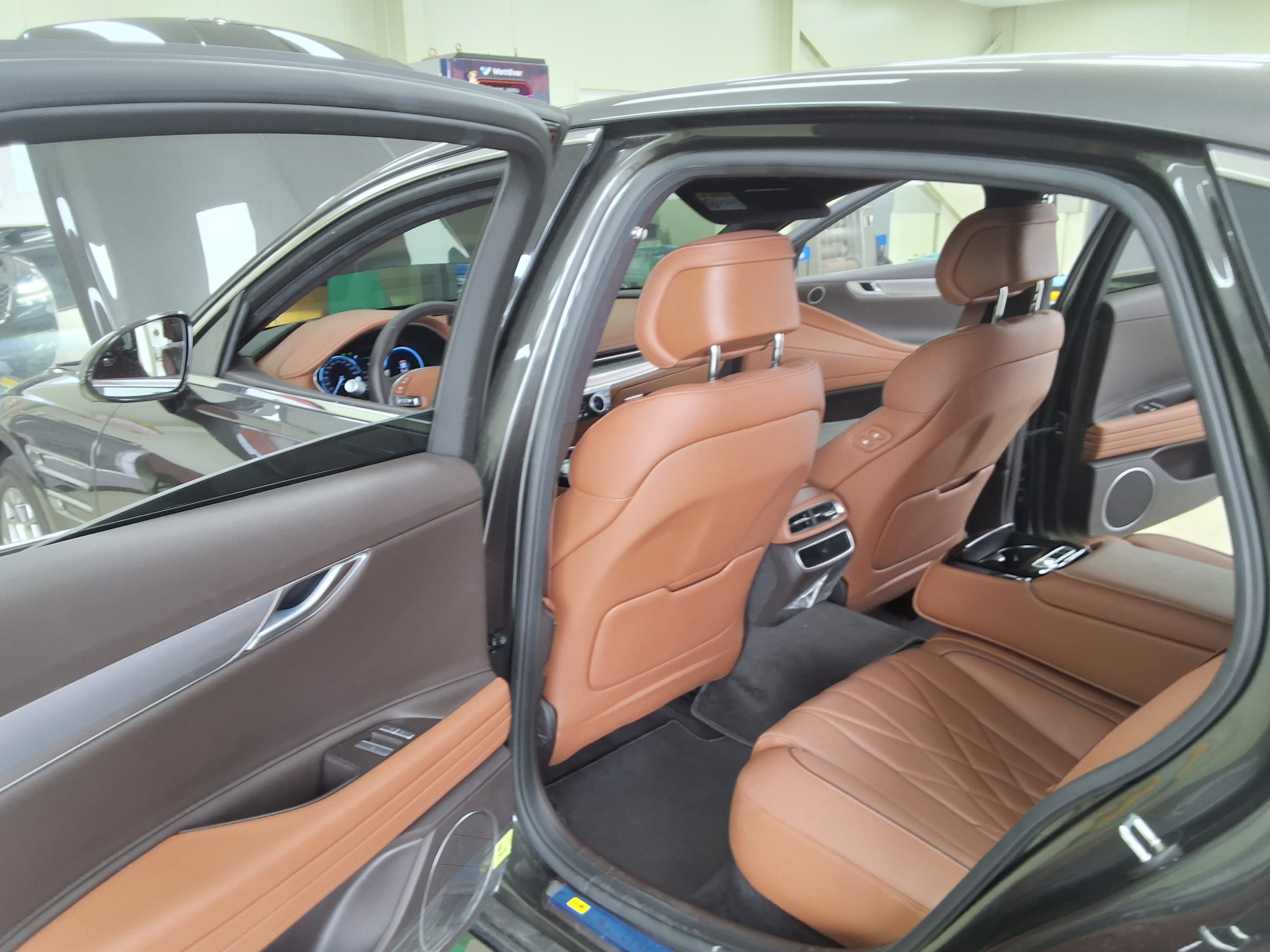 هيونداي جينيسيس 2022 - صورة 11