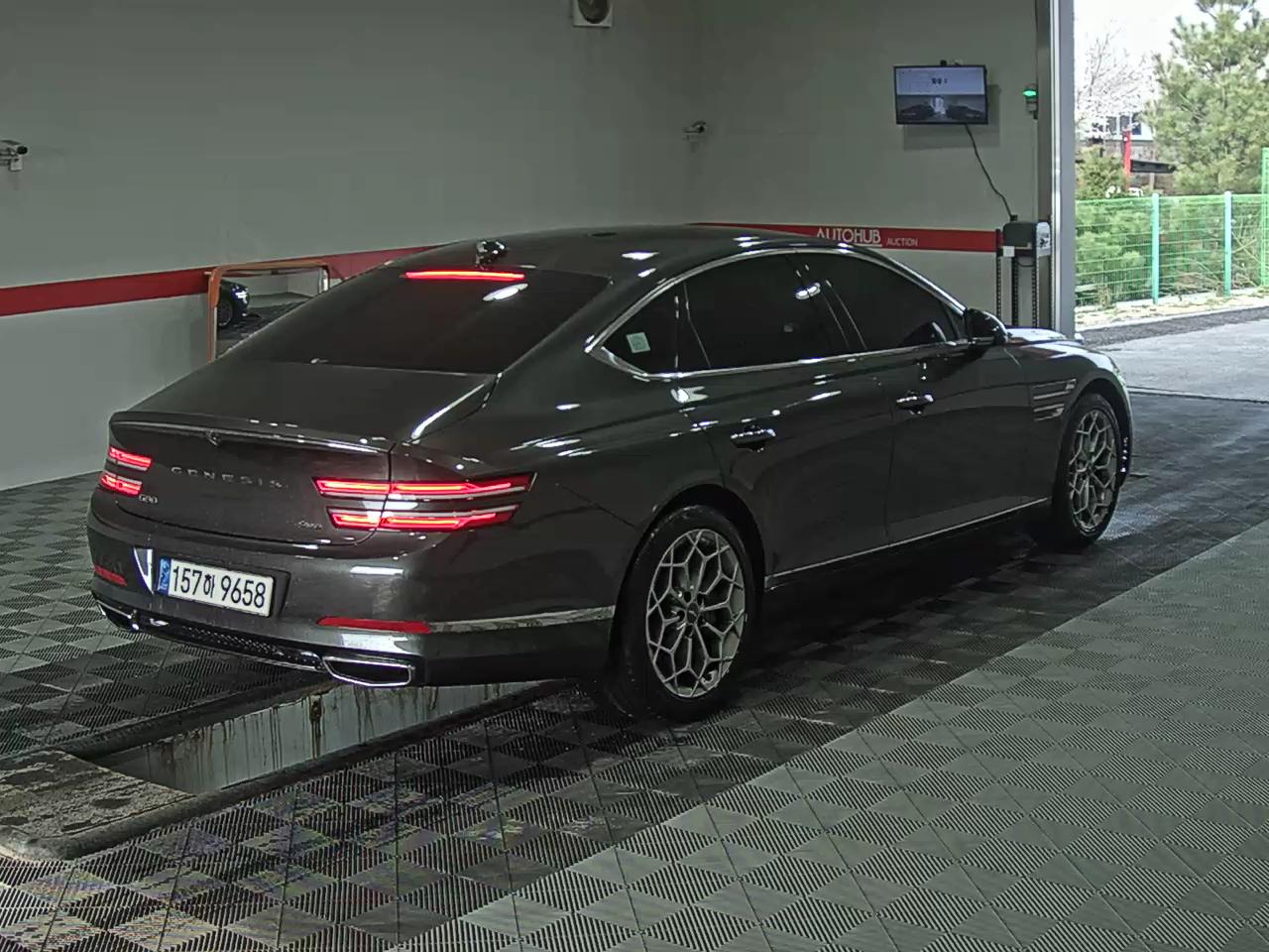 هيونداي جينيسيس 2022 - صورة 4