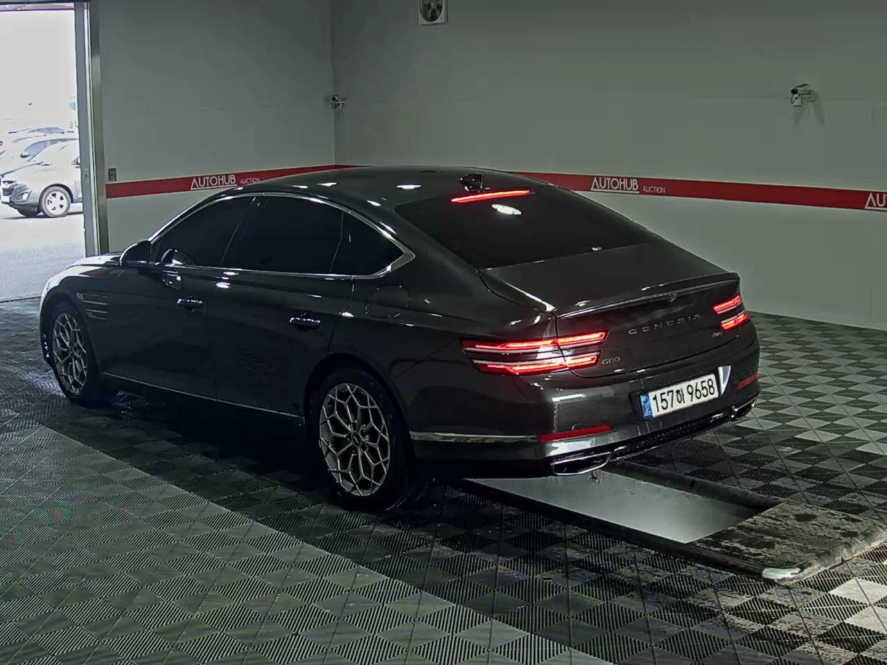 هيونداي جينيسيس 2022 - صورة 5