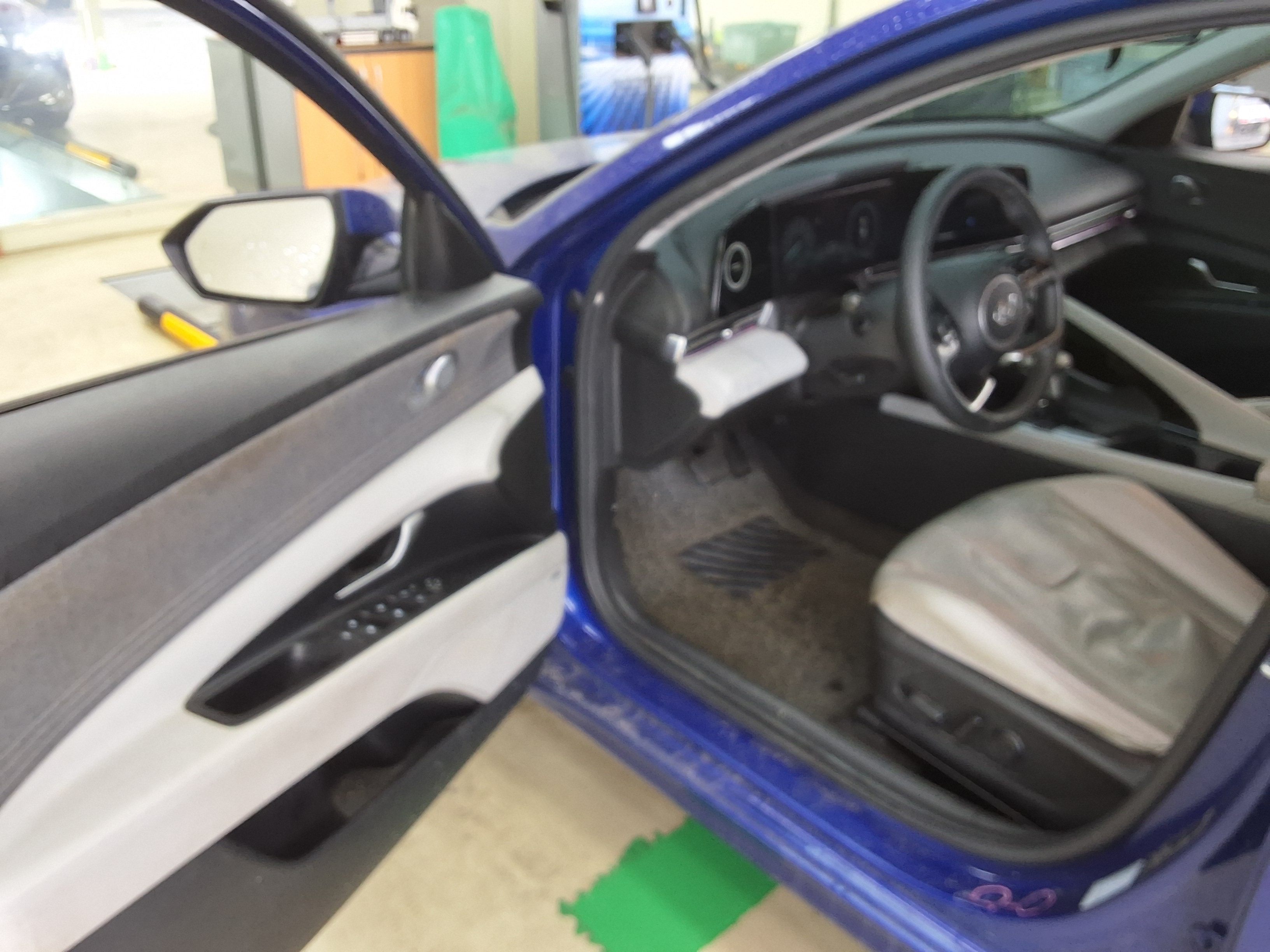 Hyundai Elantra - 9