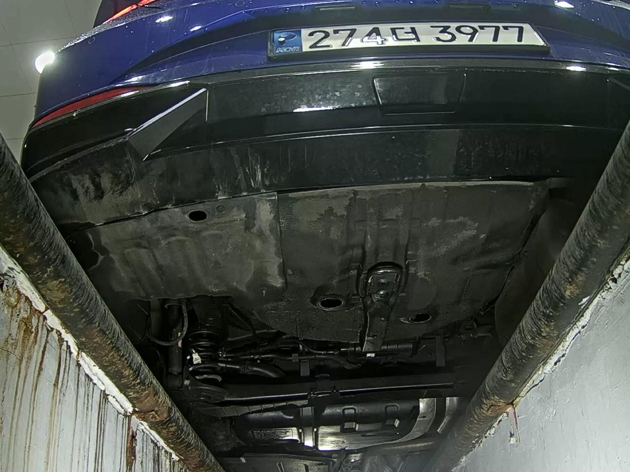 Hyundai Elantra - 7