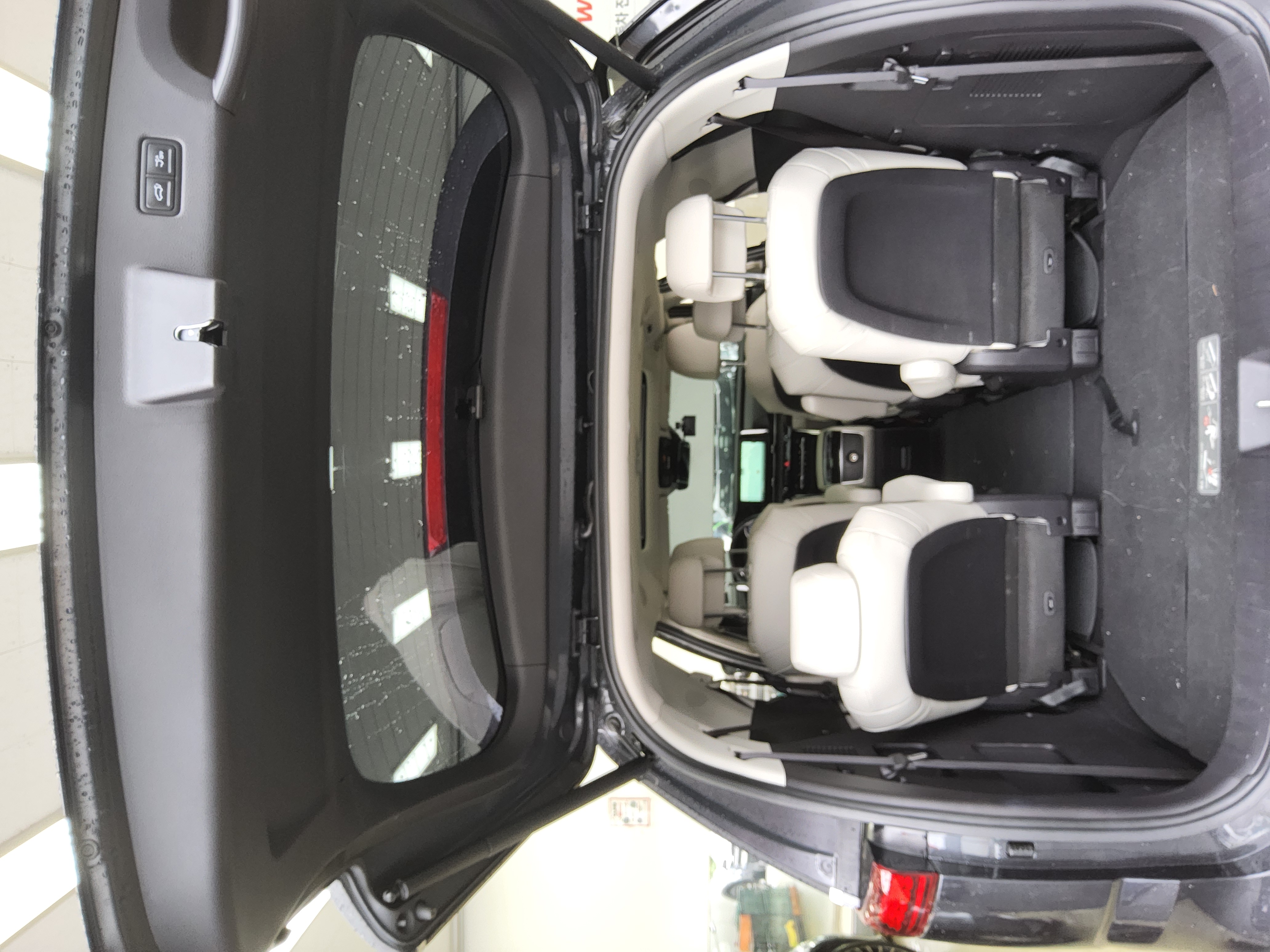 Kia SEDONA 2021 - Image 15