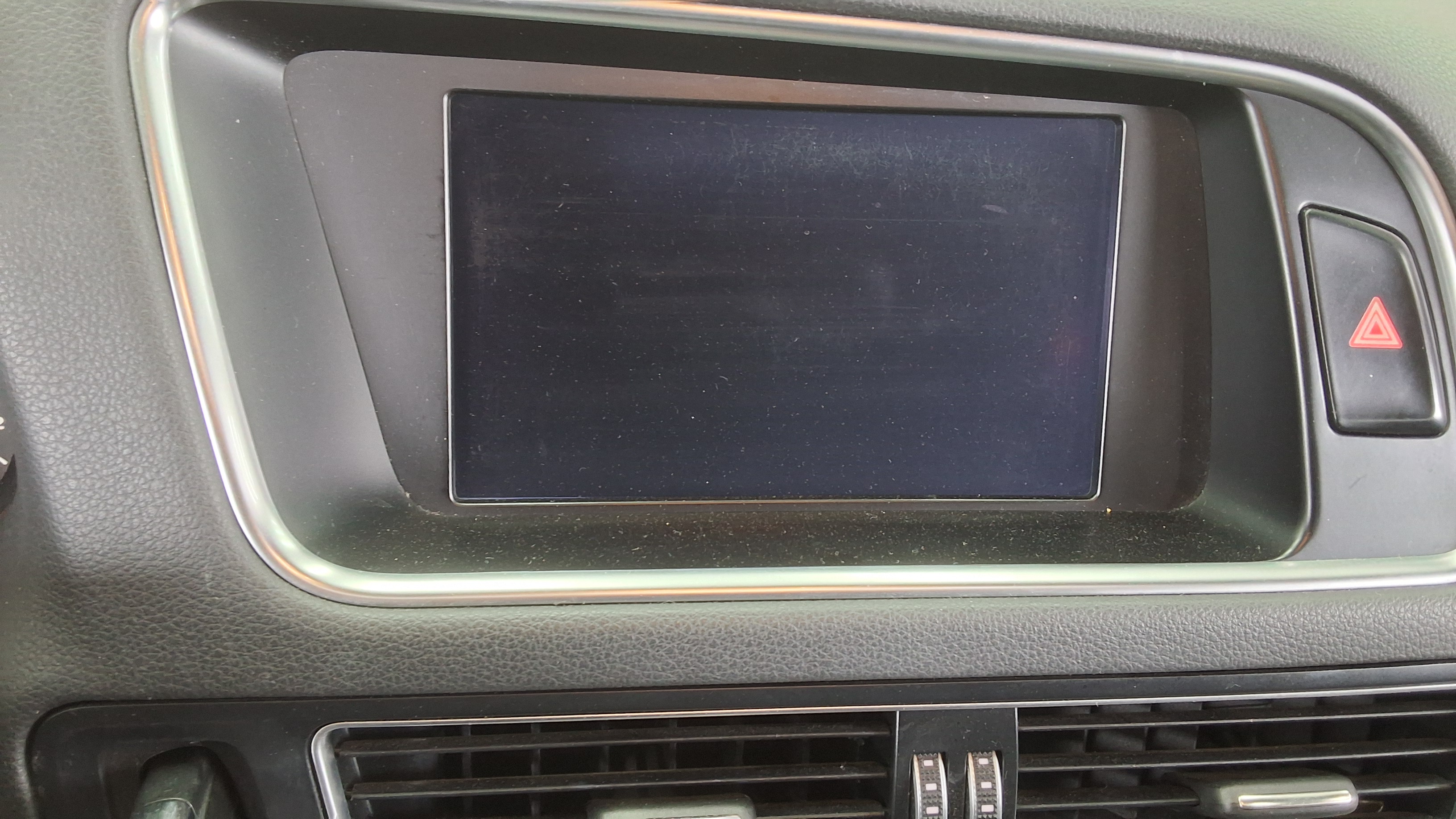 Audi Q5 2013 - Image 17