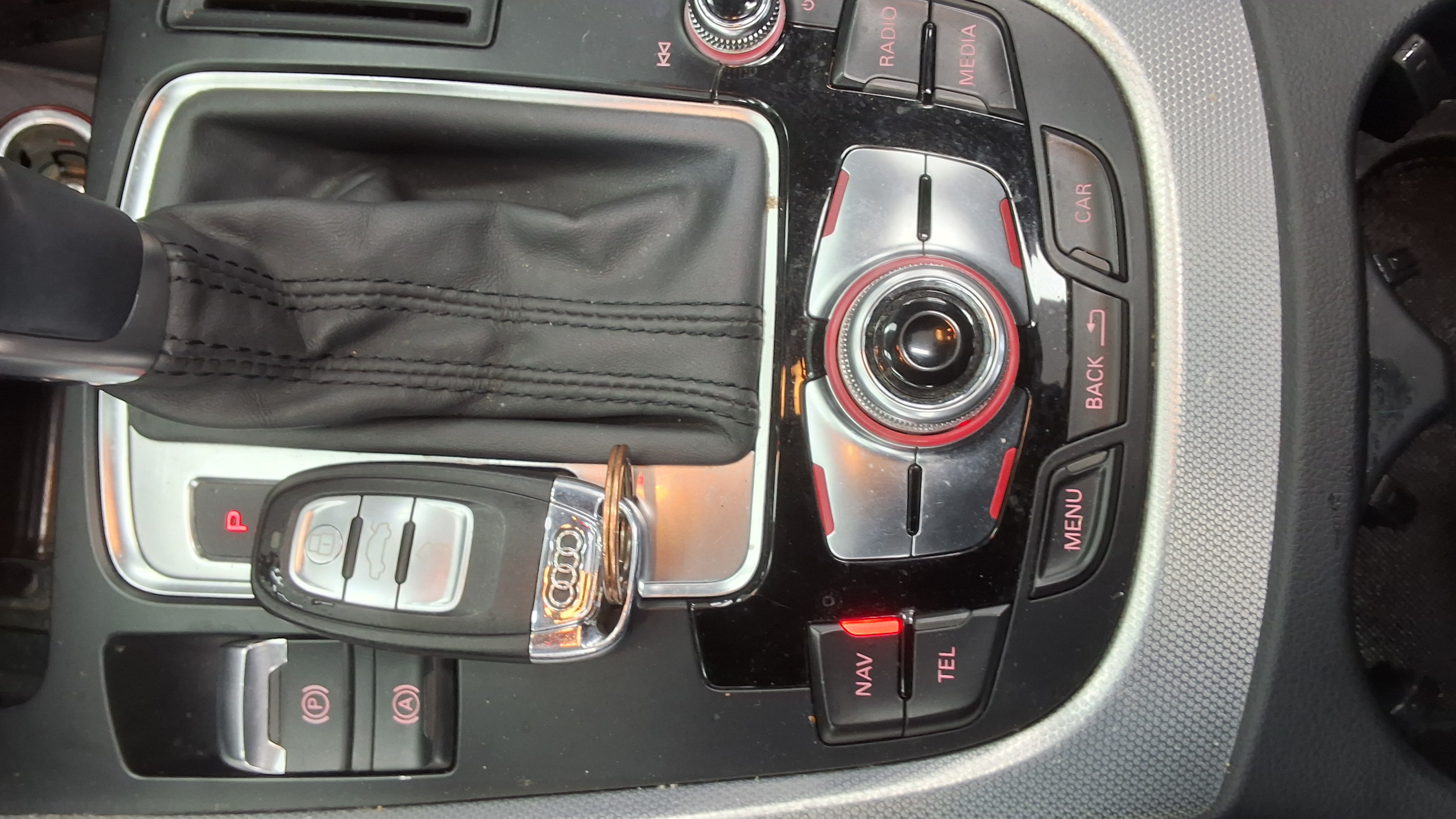 Audi Q5 2013 - Image 18
