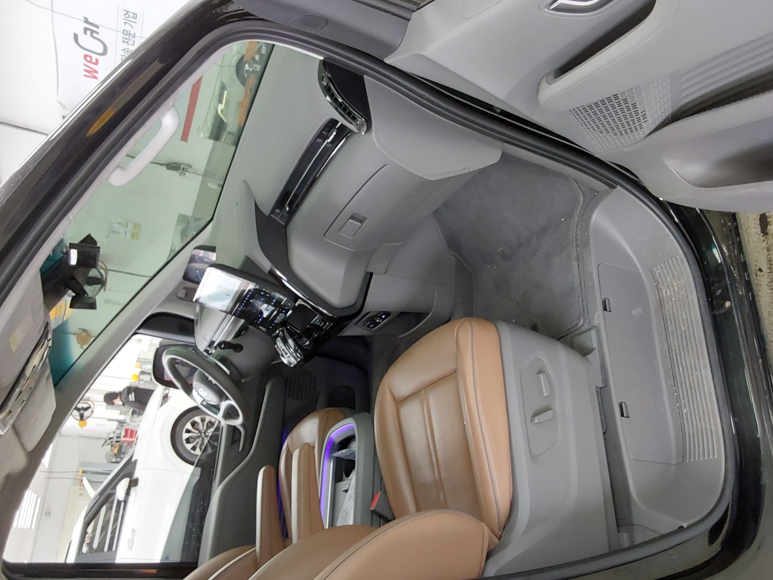 Hyundai Staria 2023 - Image 13