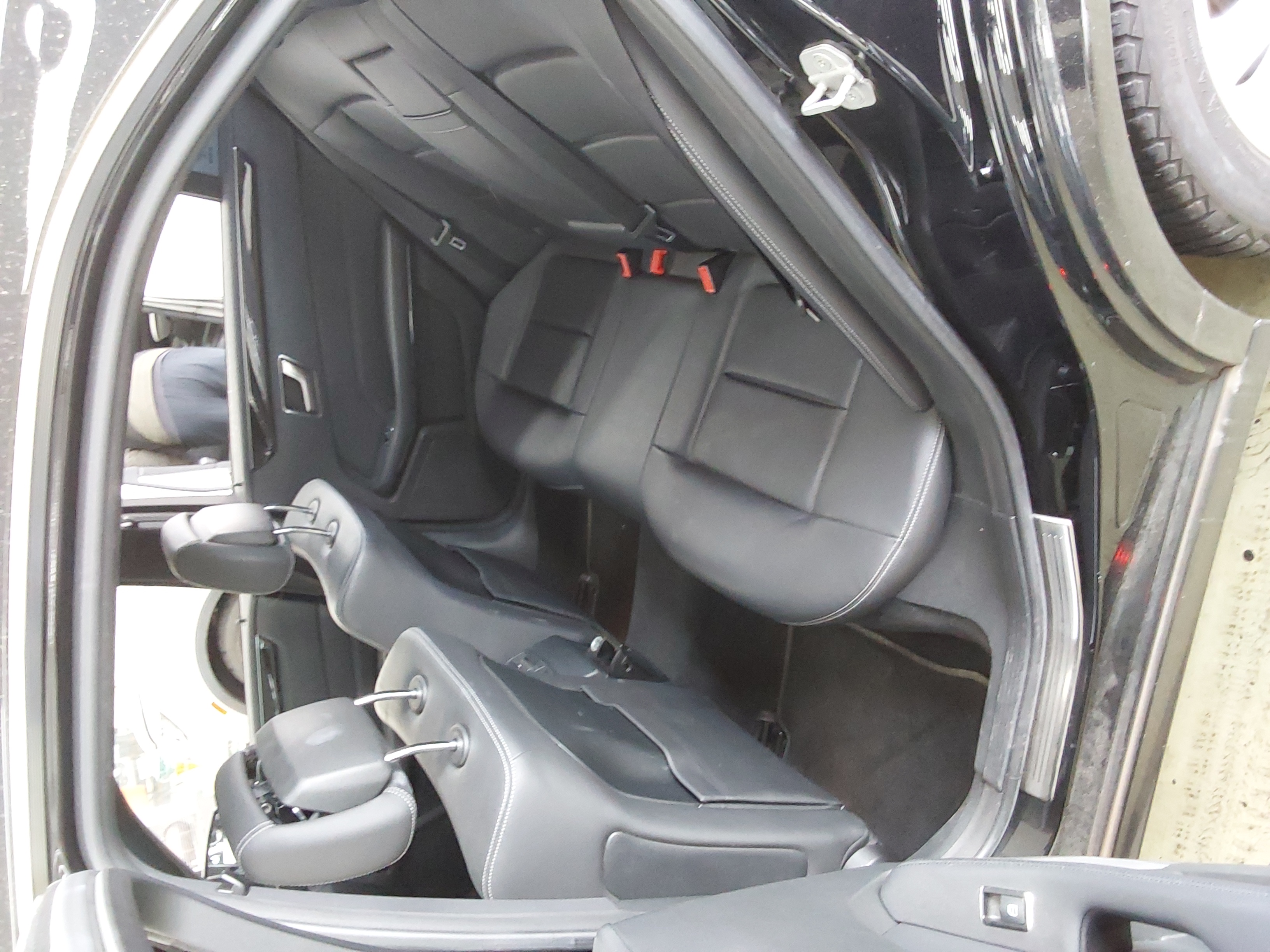Mercedes-Benz E-Class 2016 - Image 11