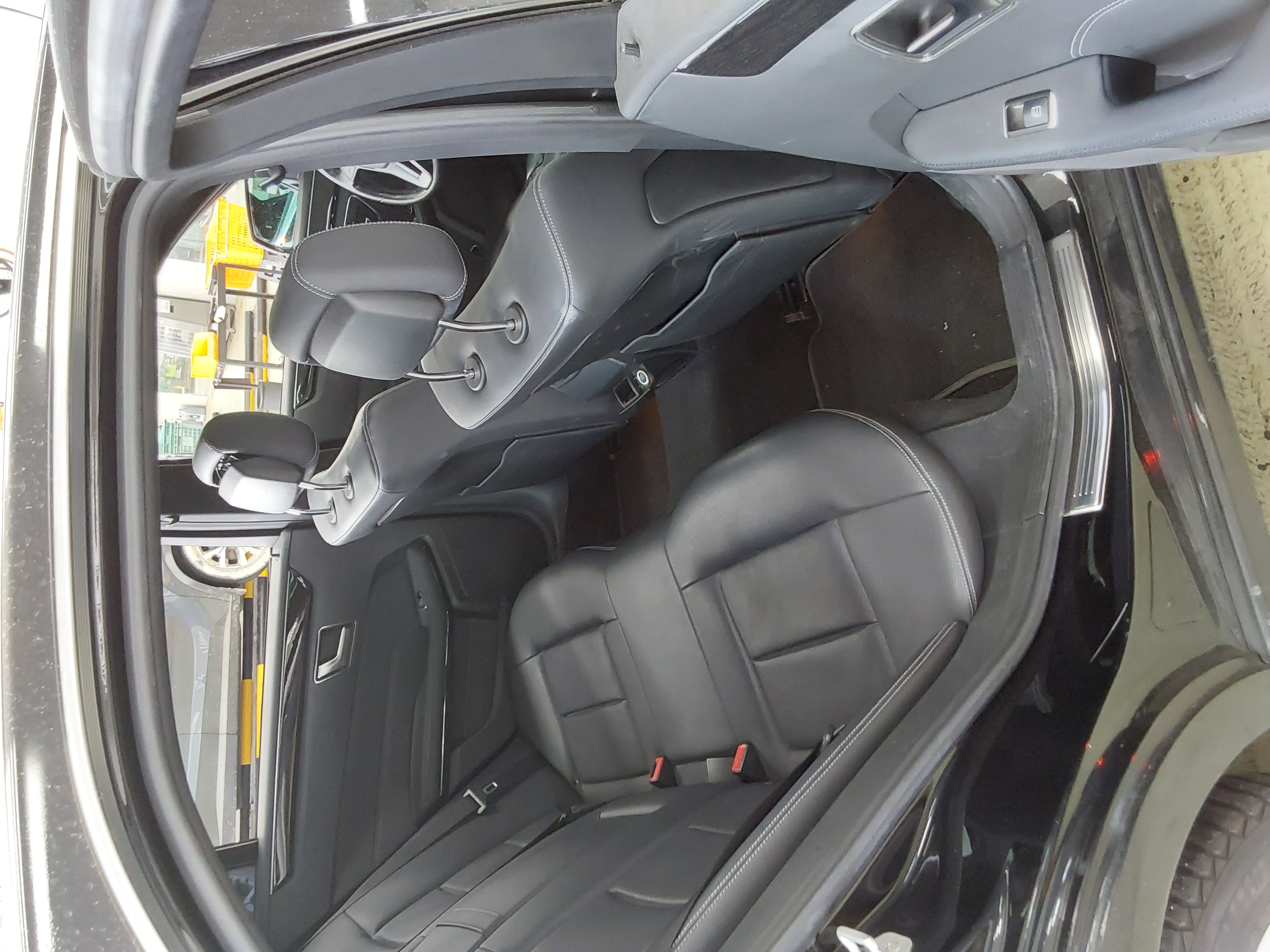 Mercedes-Benz E-Class 2016 - Image 12