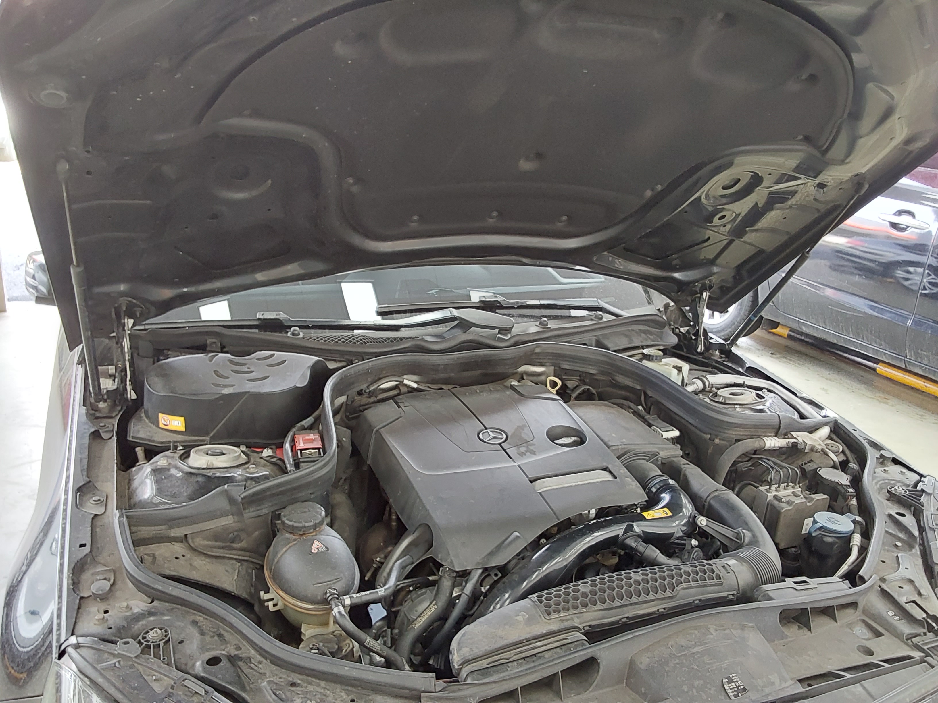 Mercedes-Benz E-Class 2016 - Image 18
