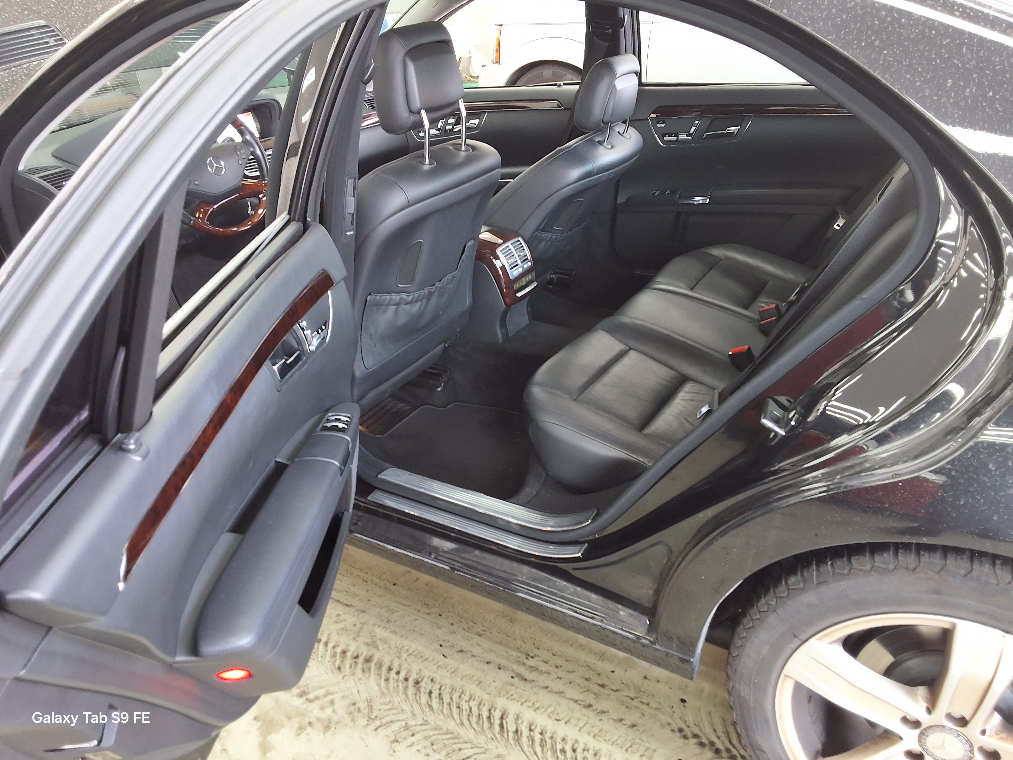 Mercedes-Benz S-Class 2012 - Image 11