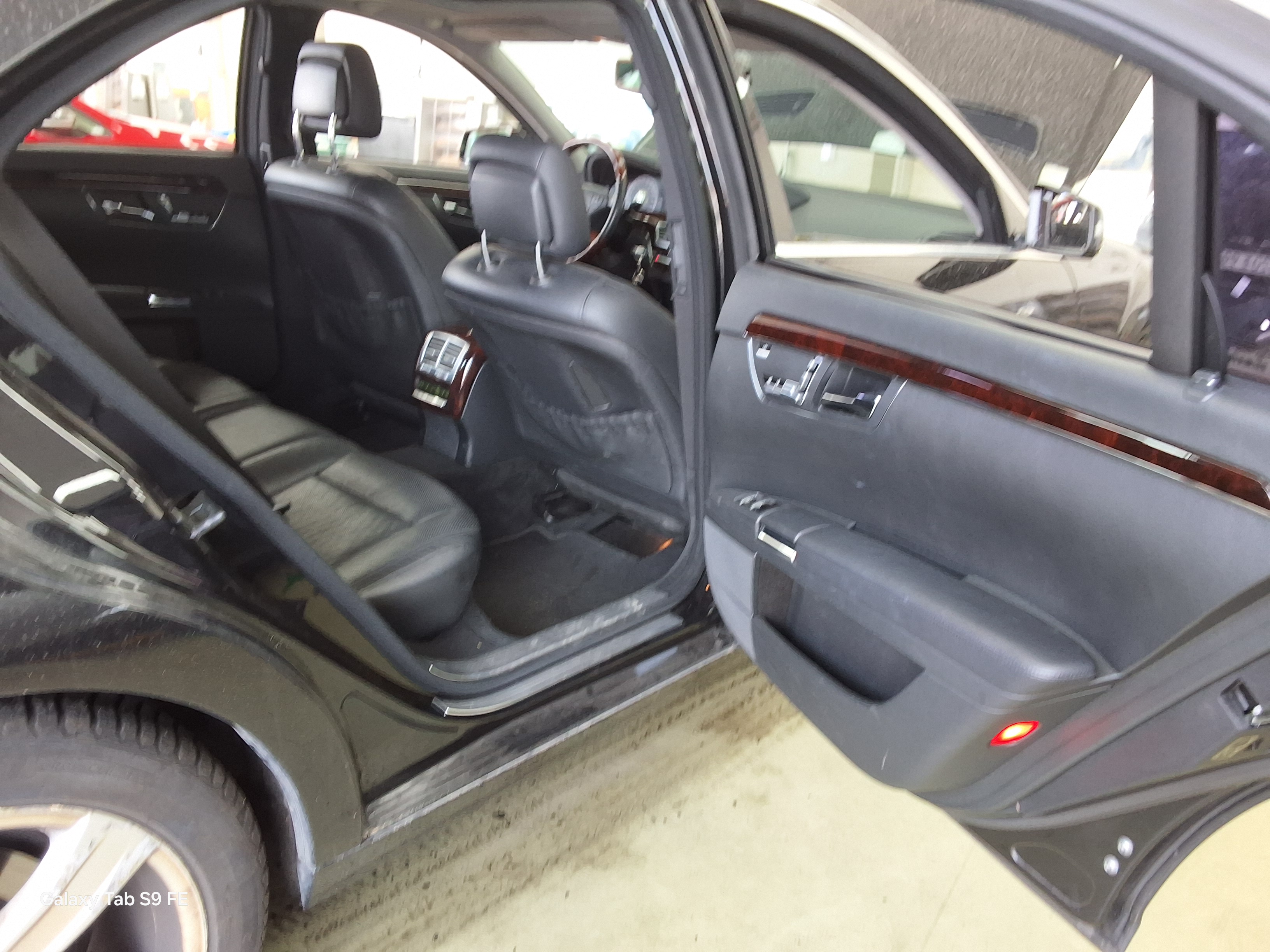 Mercedes-Benz S-Class 2012 - Image 12