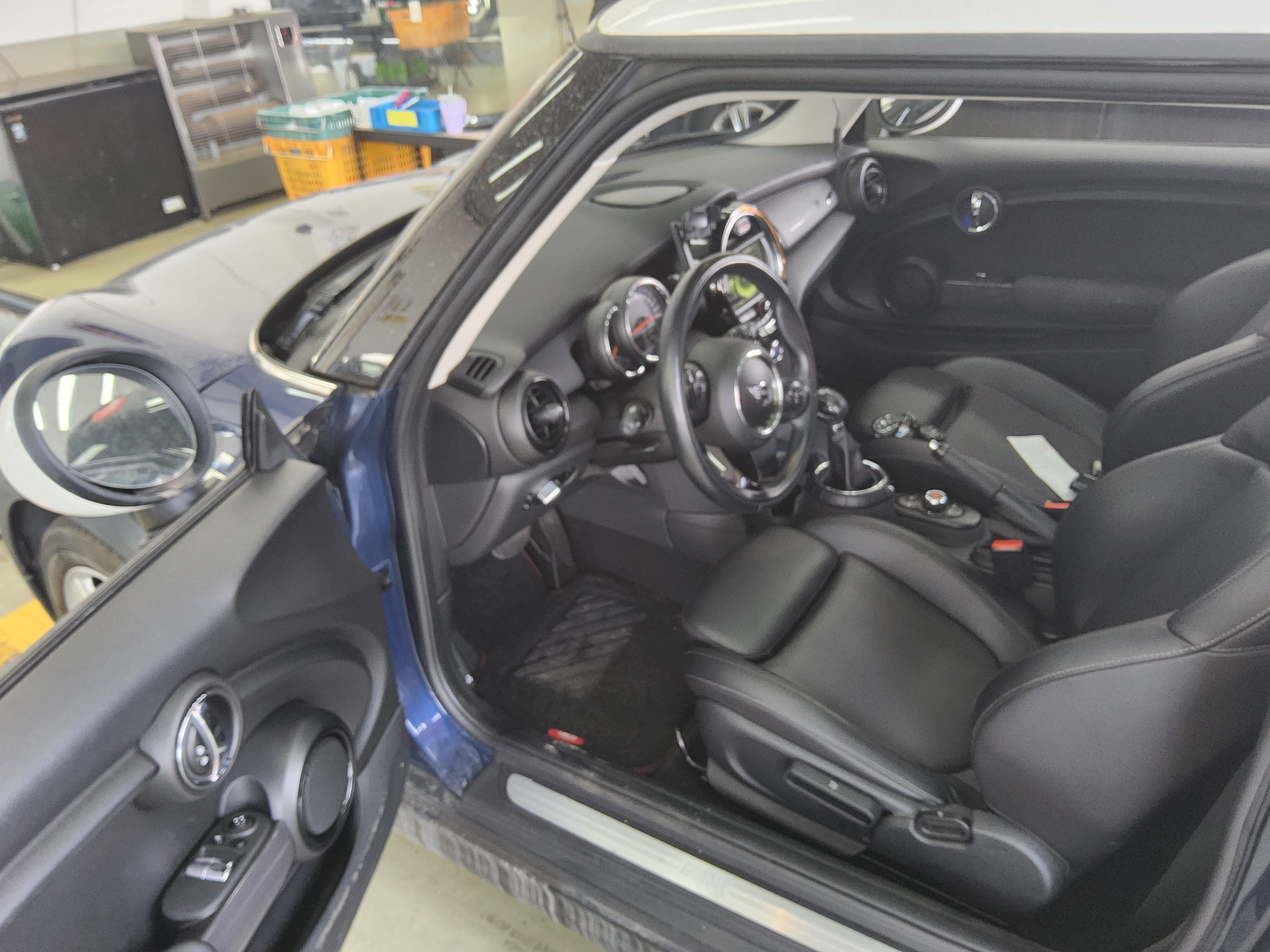 BMW MINI 2016 - Image 9