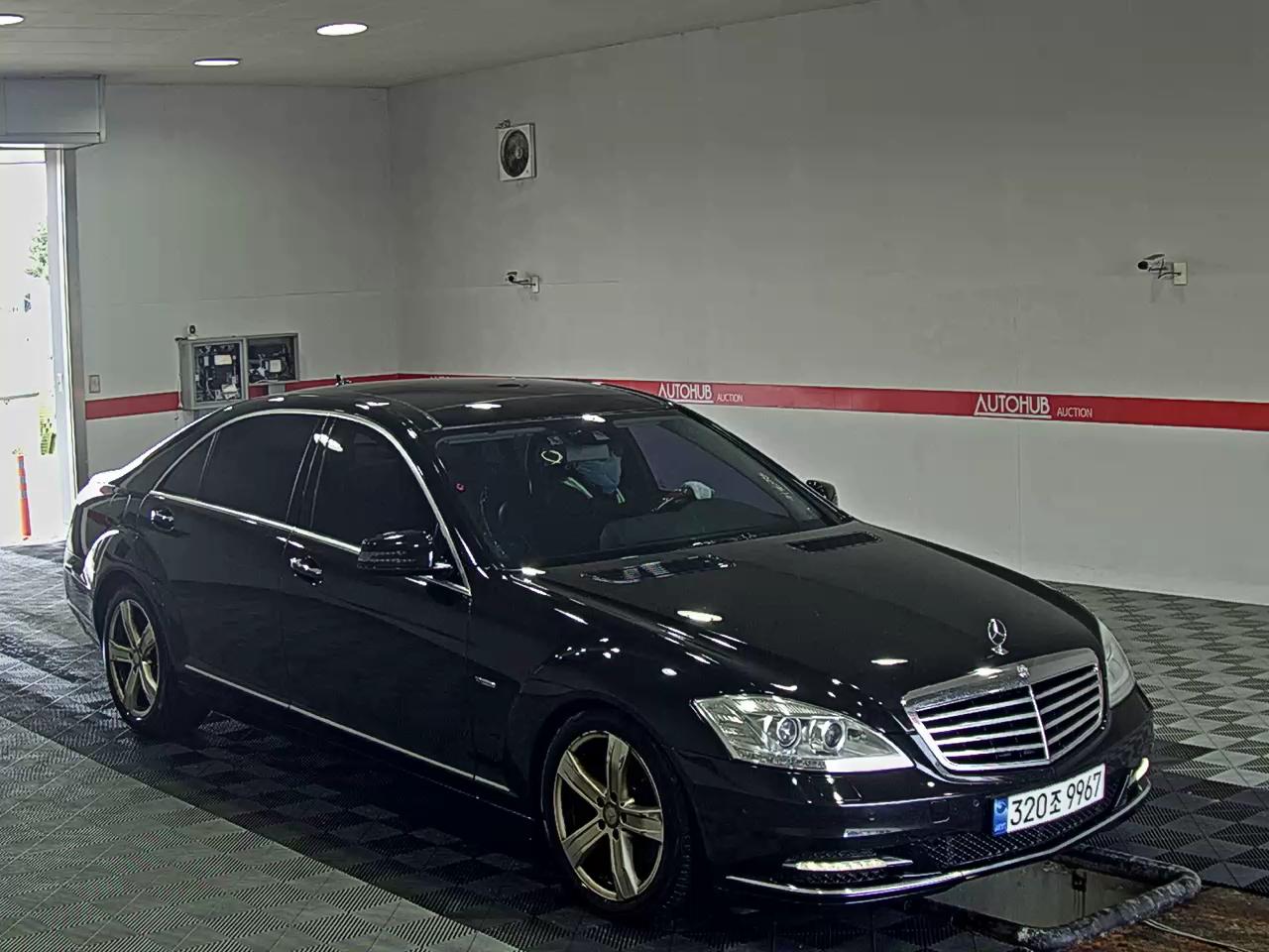 Mercedes-Benz S-Class 2012 - Image 2