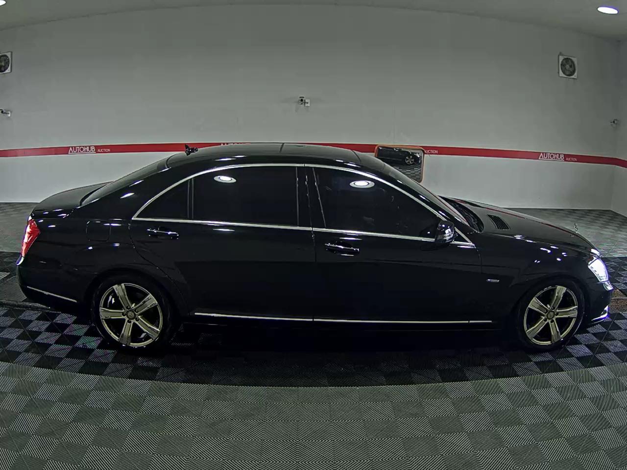 Mercedes-Benz S-Class 2012 - Image 3
