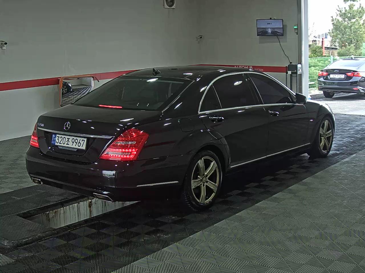 Mercedes-Benz S-Class 2012 - Image 4