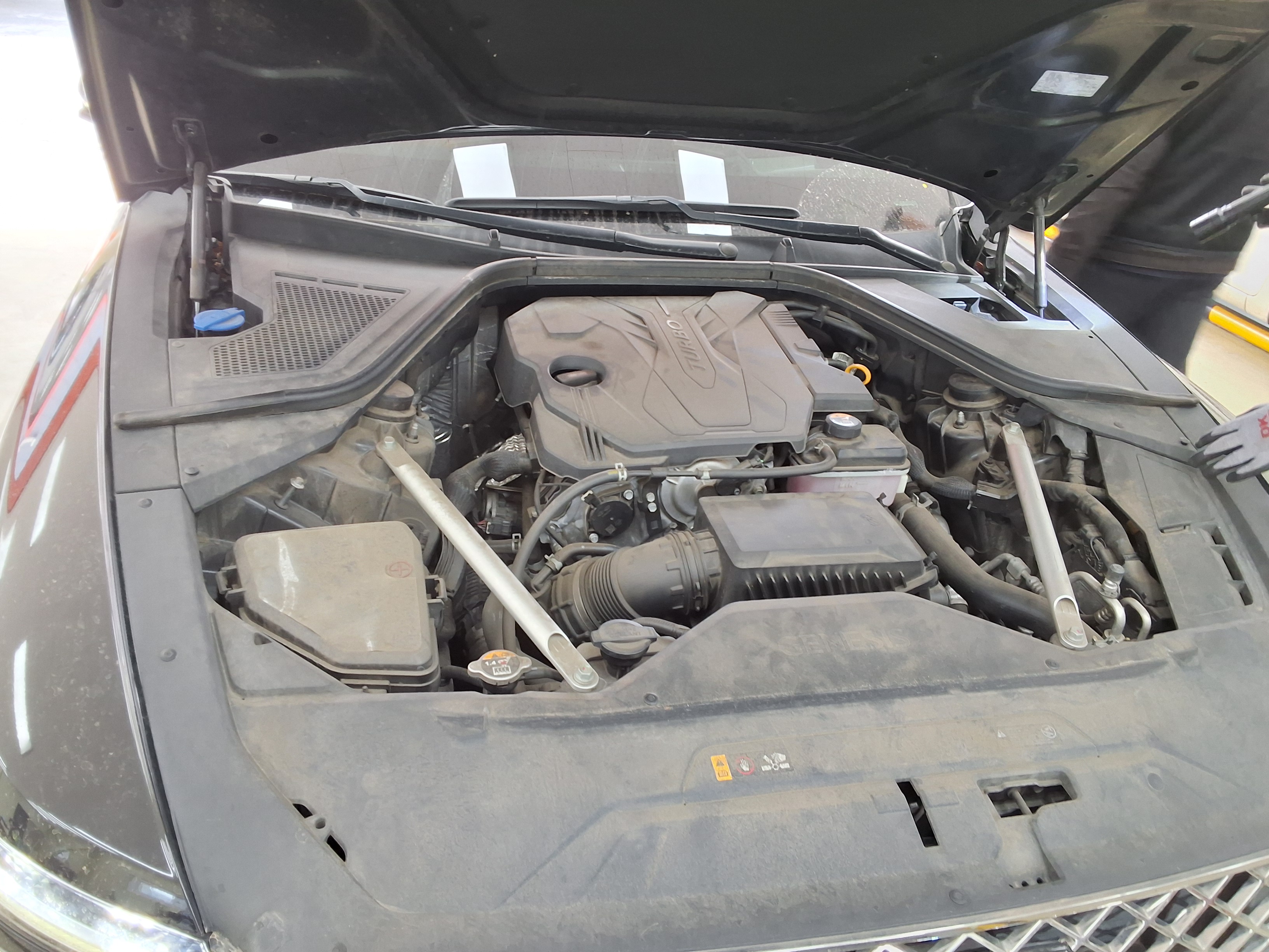 هيونداي جينيسيس 2022 - صورة 19