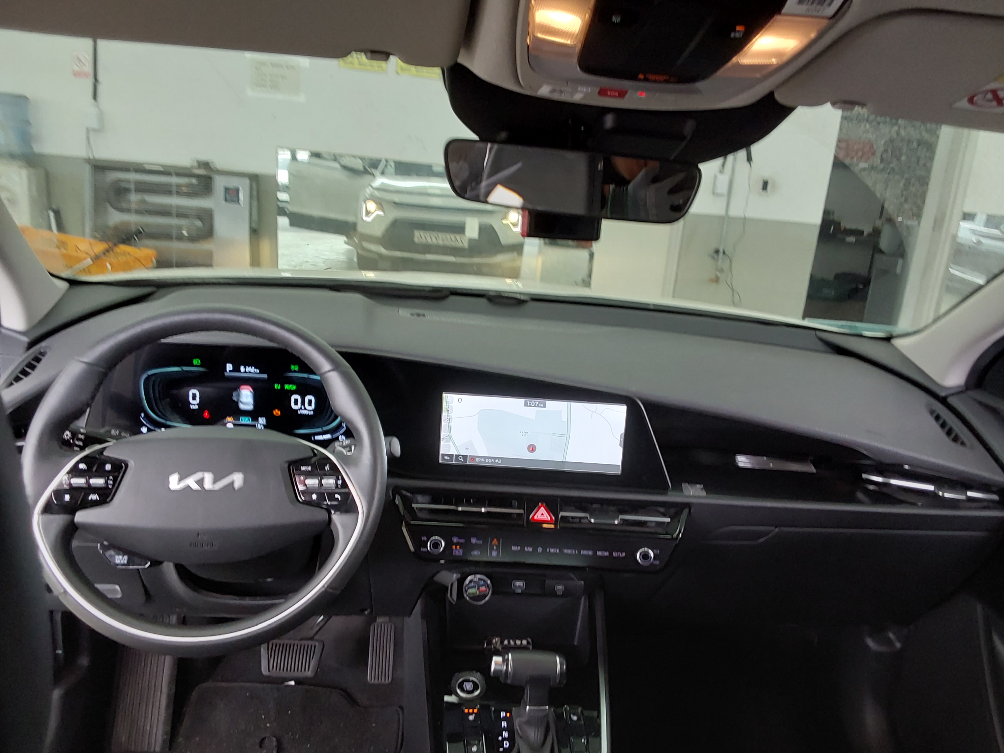 Kia Other 2022 - Image 10