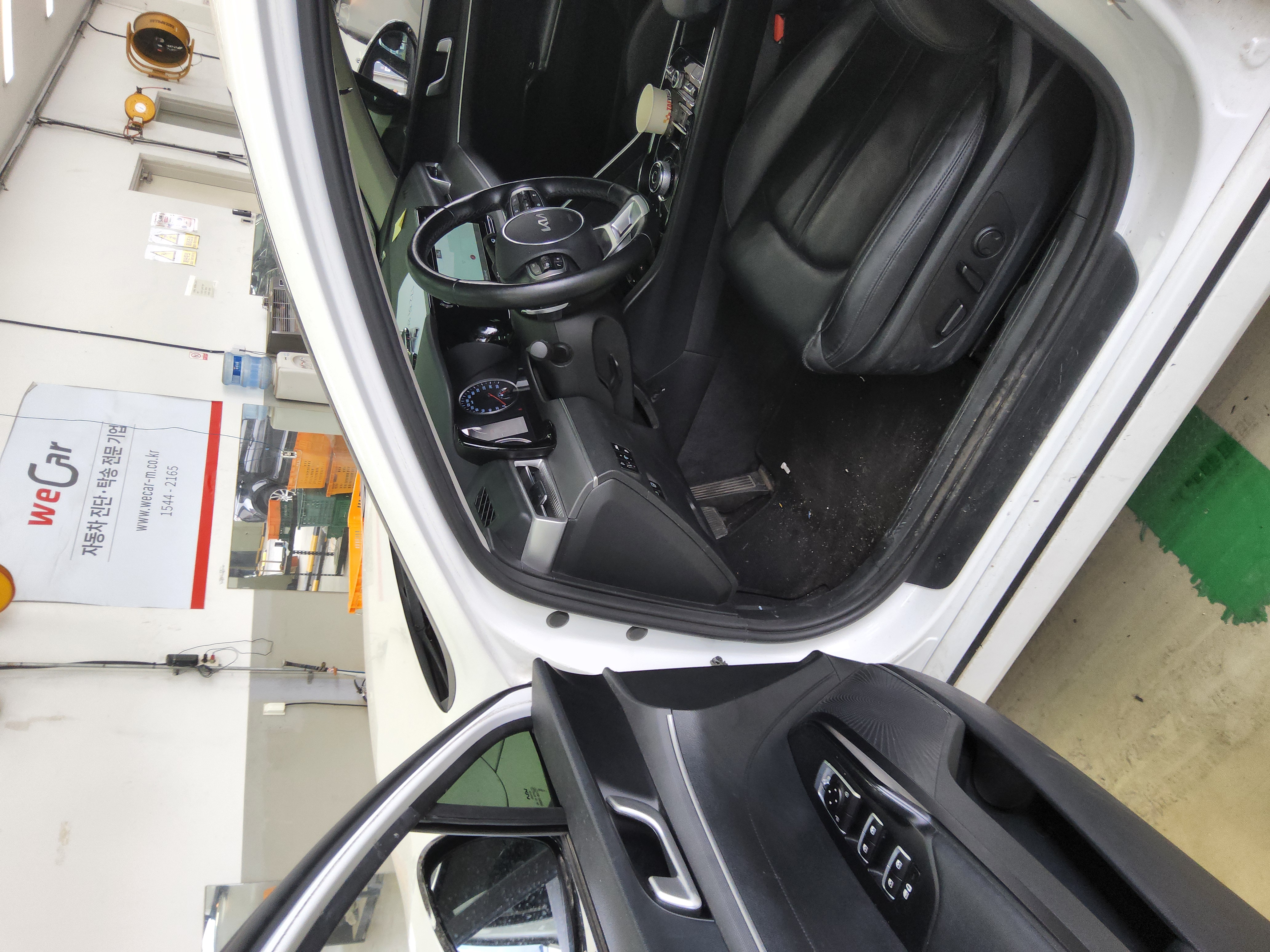 Kia K5 2023 - Image 9