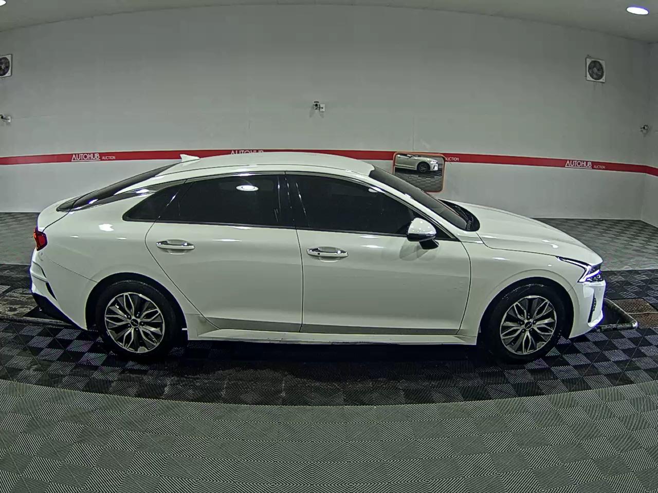 Kia K5 2023 - Image 3