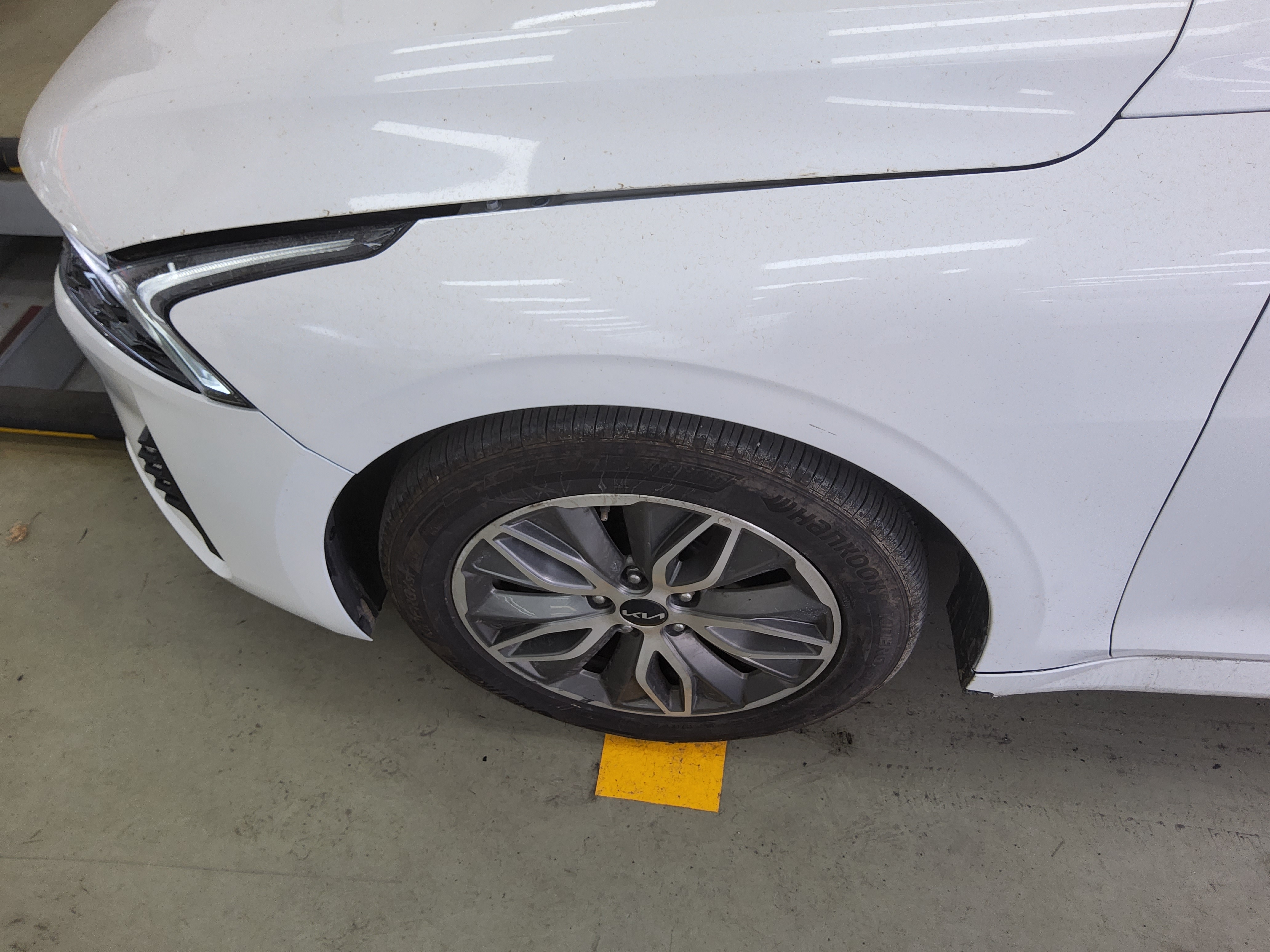 Kia K5 2023 - Image 18