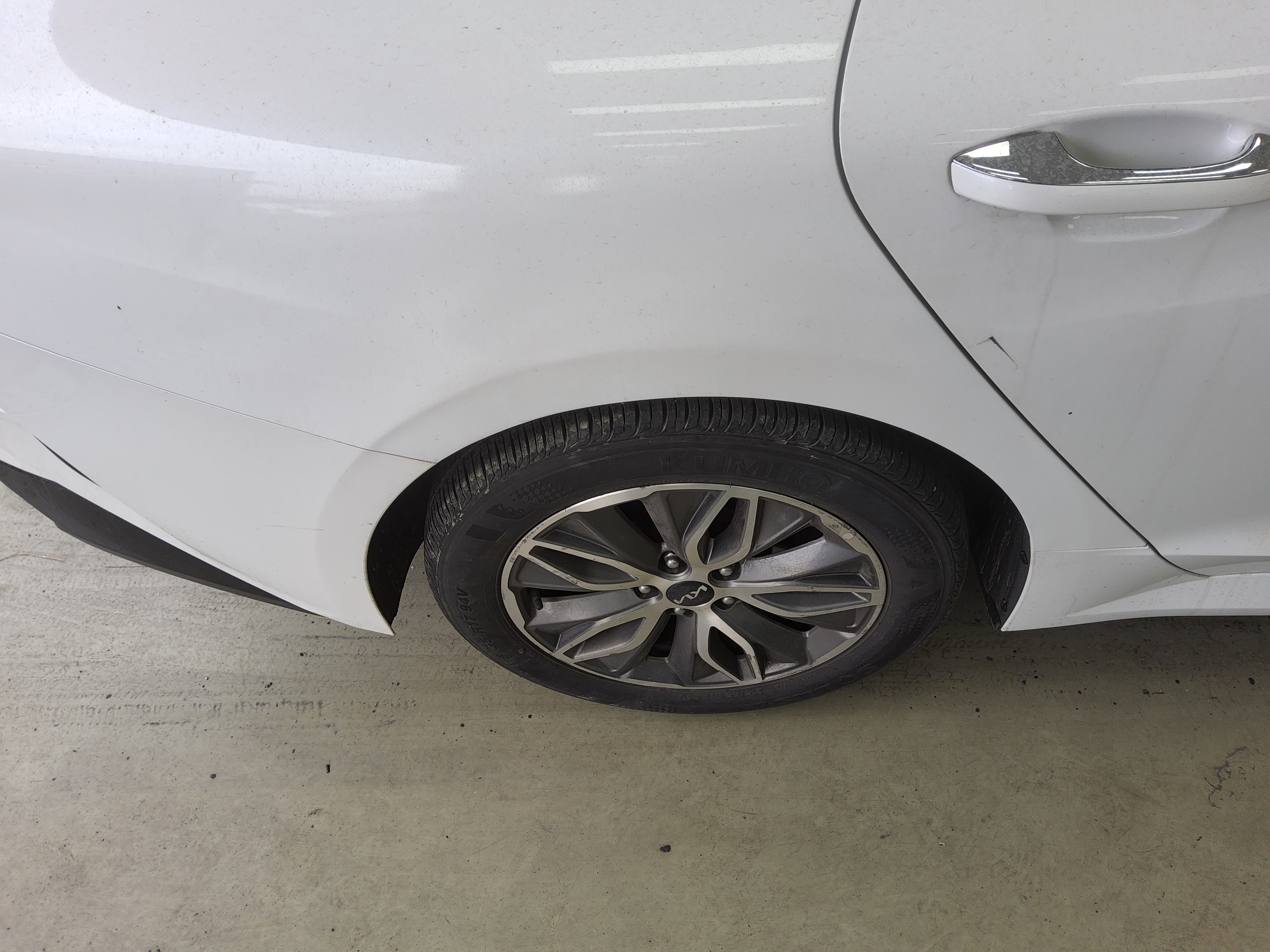 Kia K5 2023 - Image 21