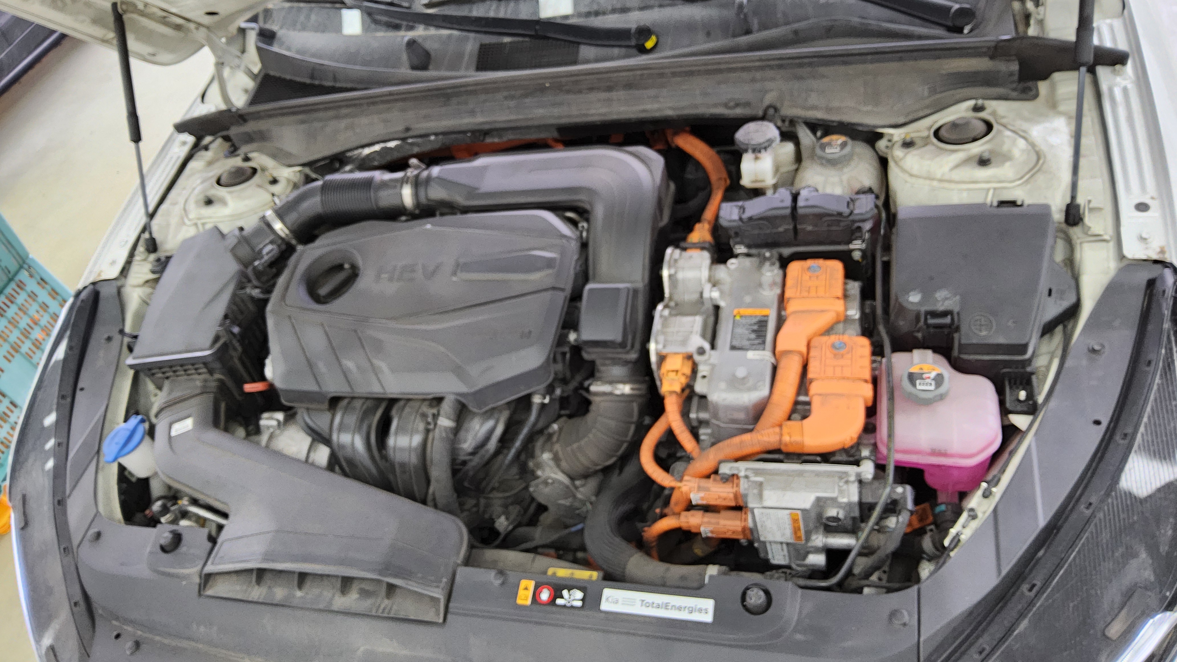 Kia K5 2023 - Image 20