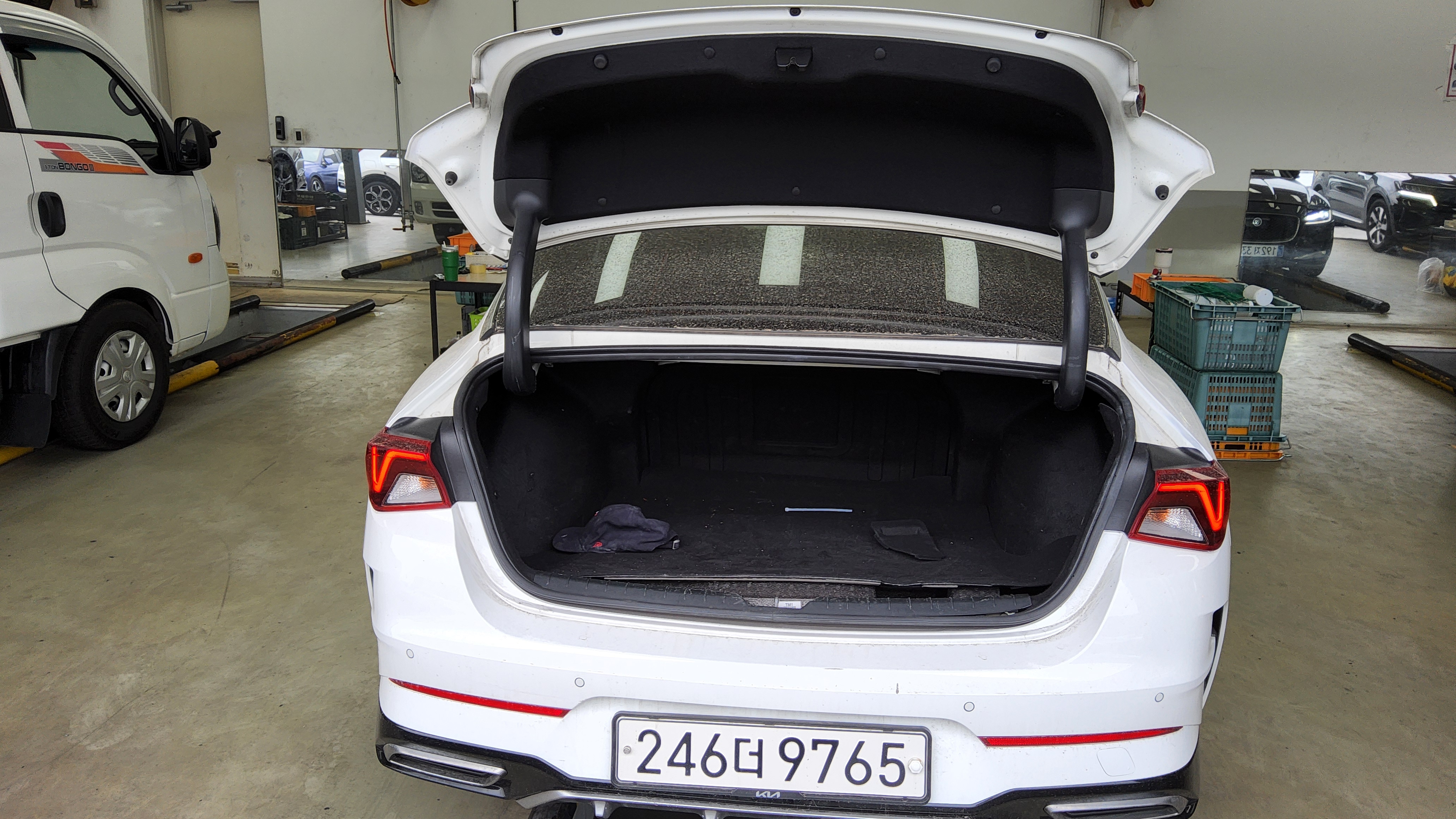 Kia K5 2023 - Image 14