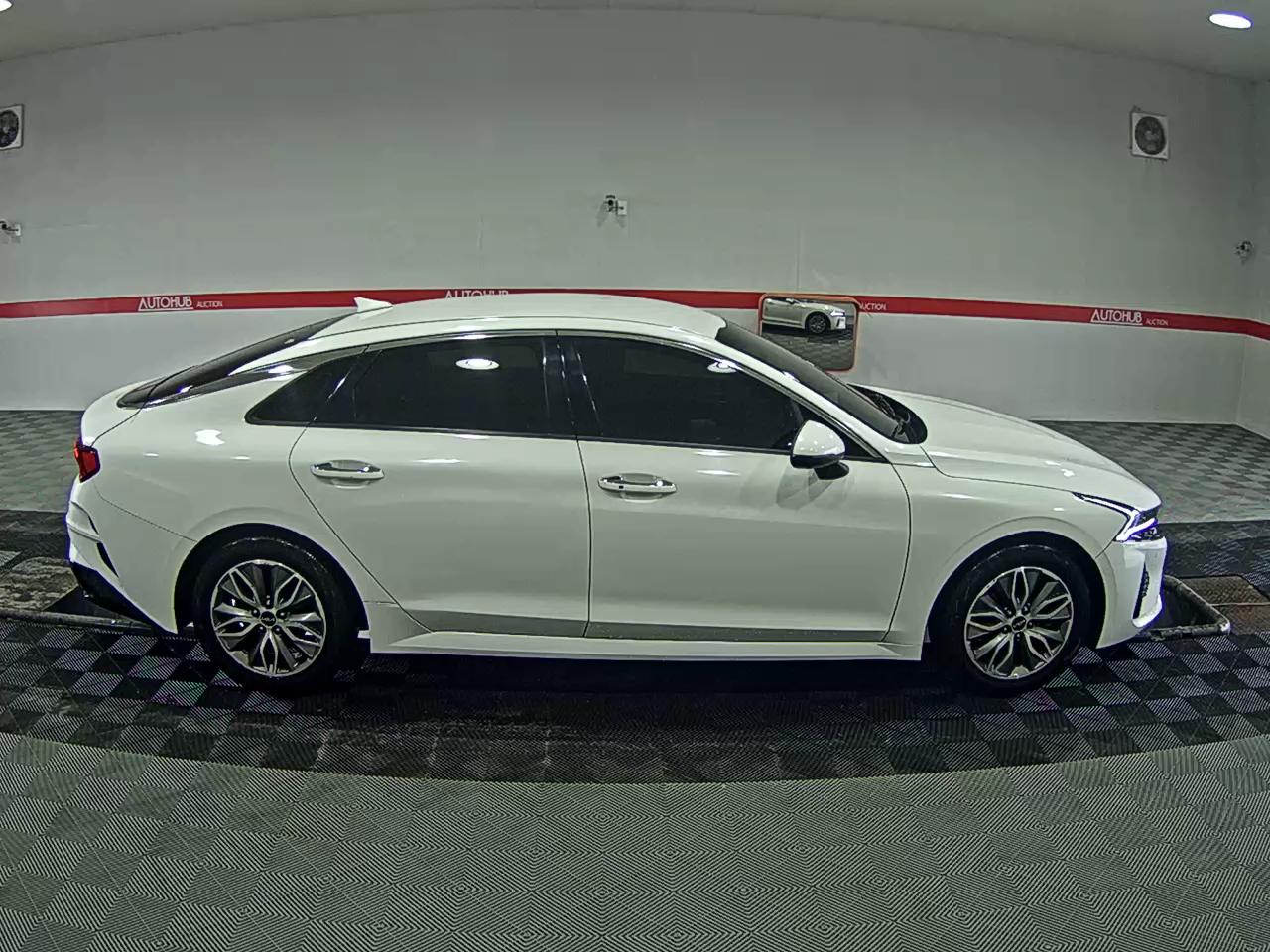 Kia K5 2023 - Image 3