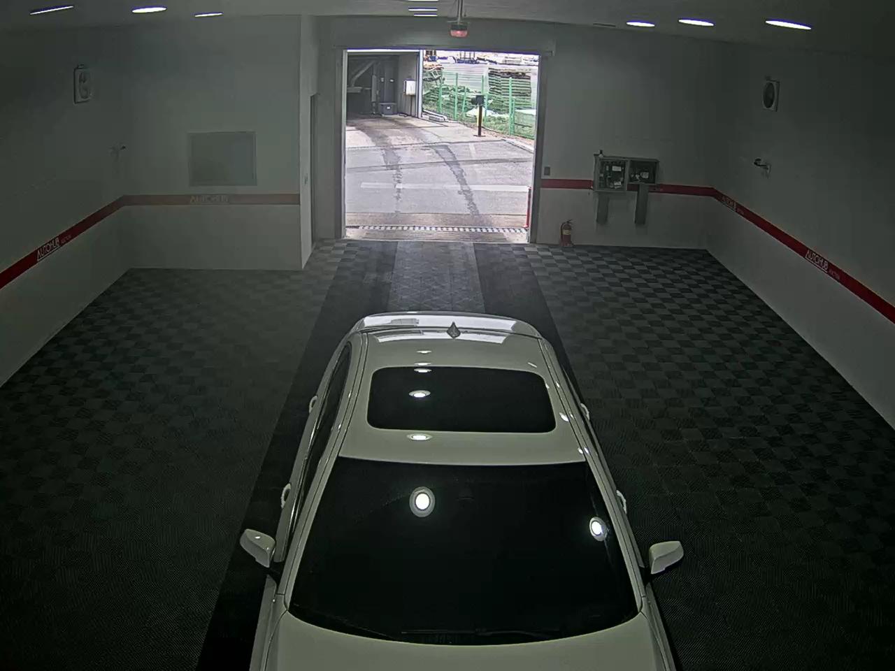 BMW 5 Series - 6