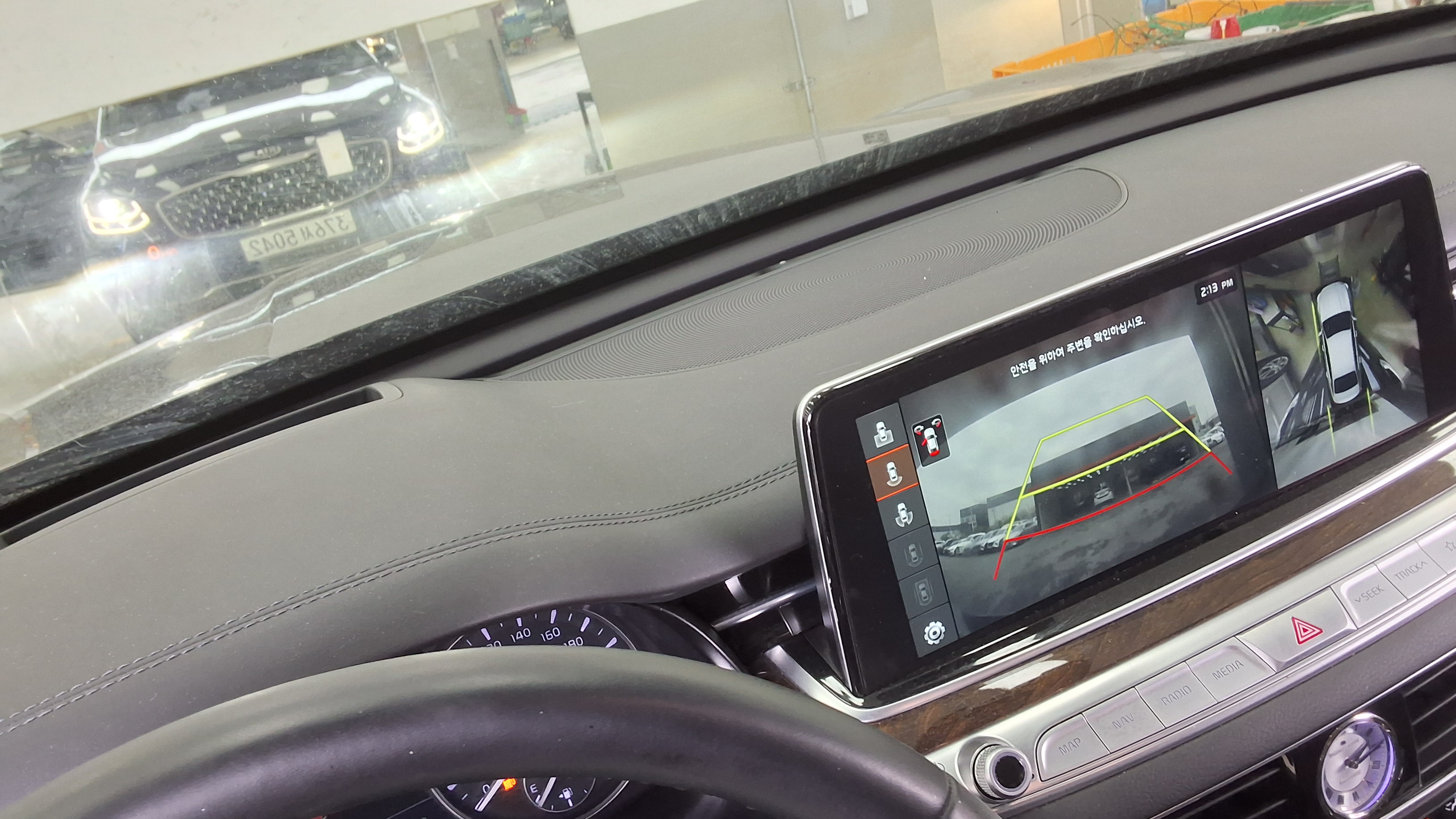 2021 - kia k9