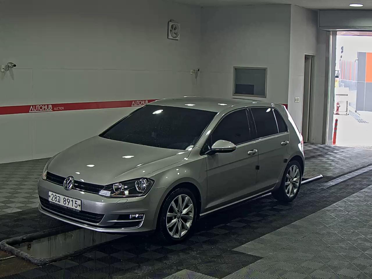 VOLKSWAGEN 골프