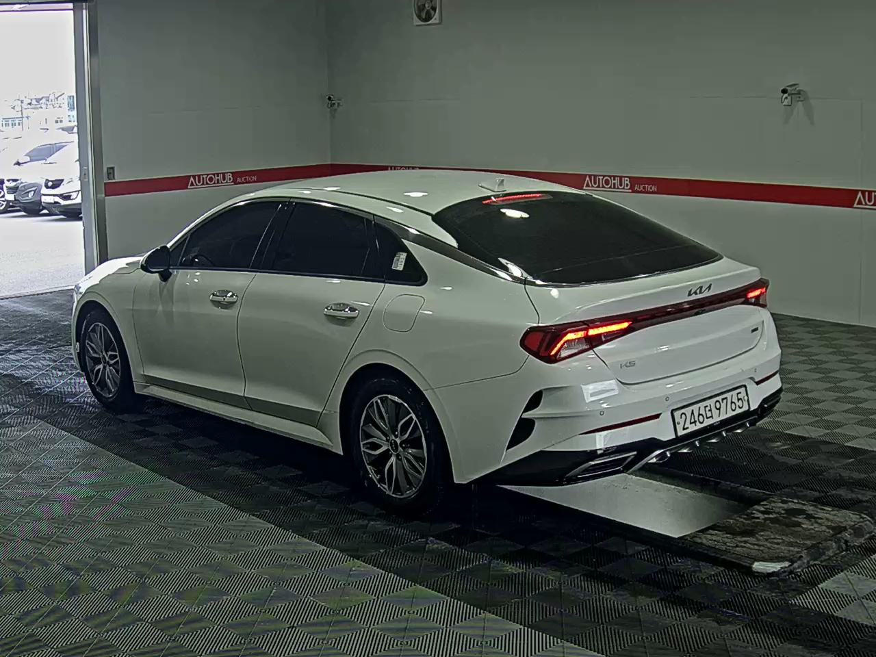 Kia K5 2023 - Image 5