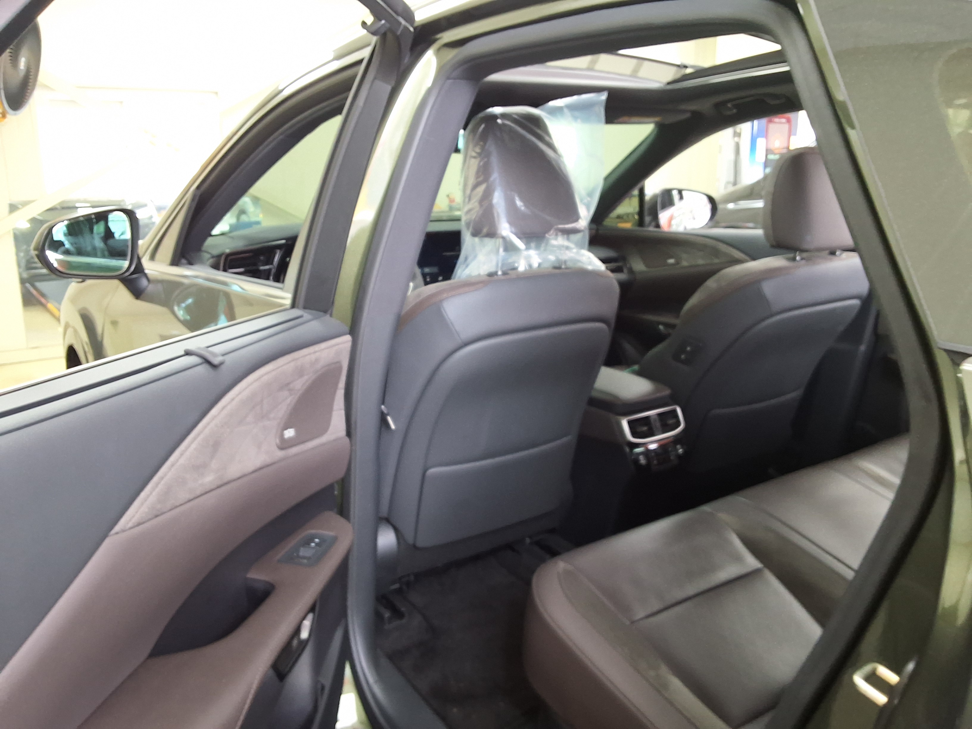 Lexus RX - 11