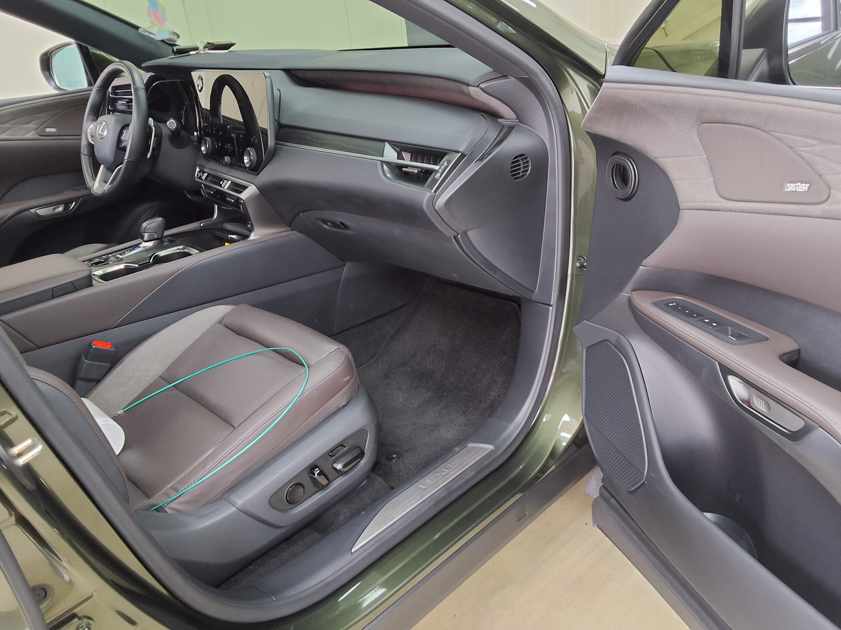 Lexus RX - 13