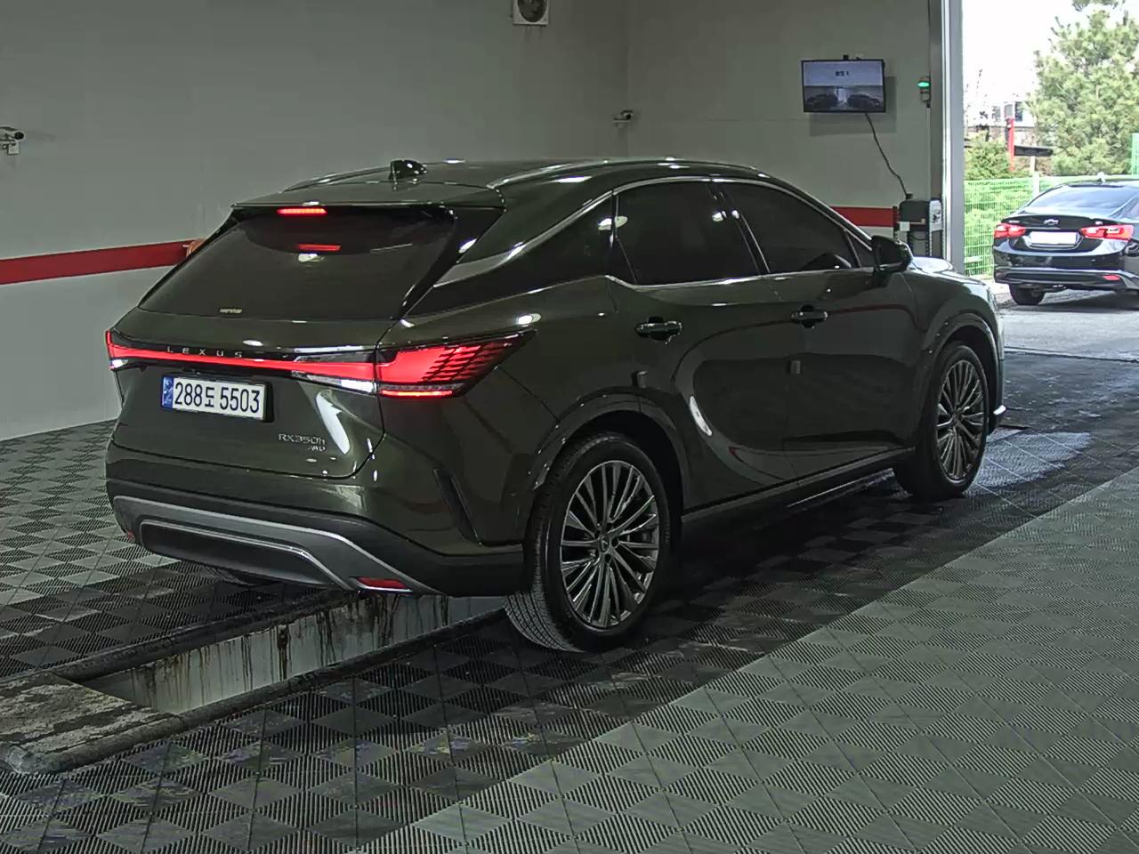 Lexus RX - 4
