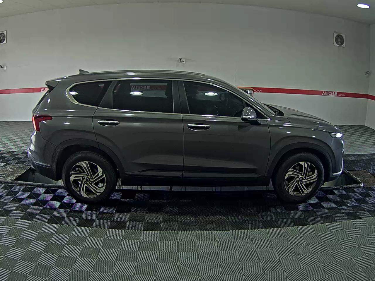 Hyundai Santa Fe - 3