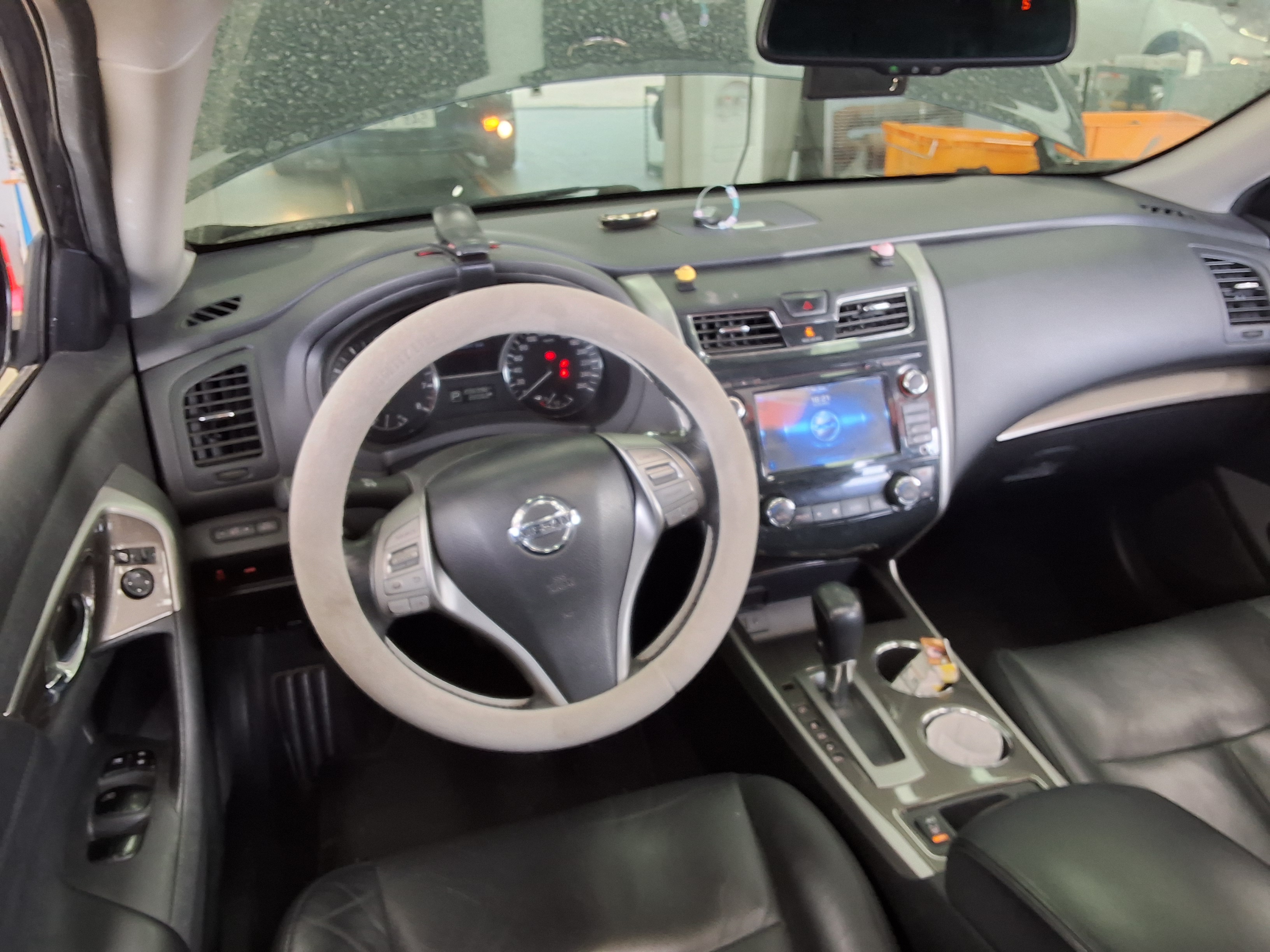 Nissan Altima 2015 - Image 10