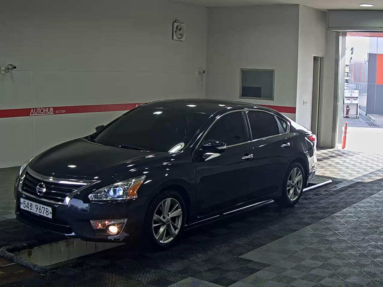 Nissan Altima