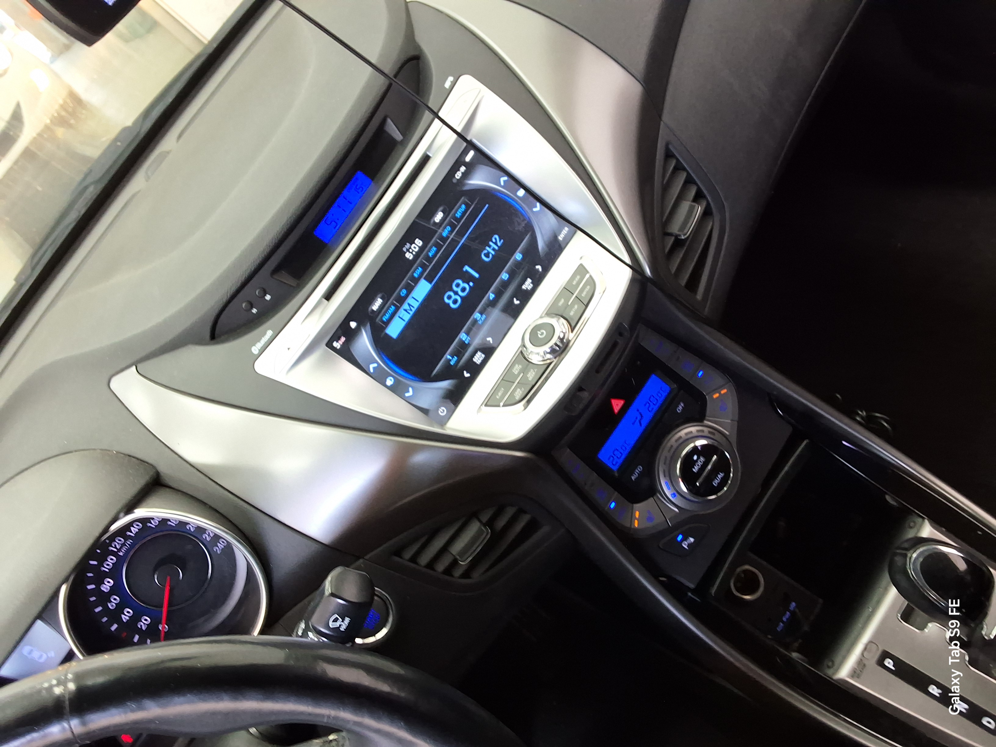 Hyundai Elantra 2013 - Image 17
