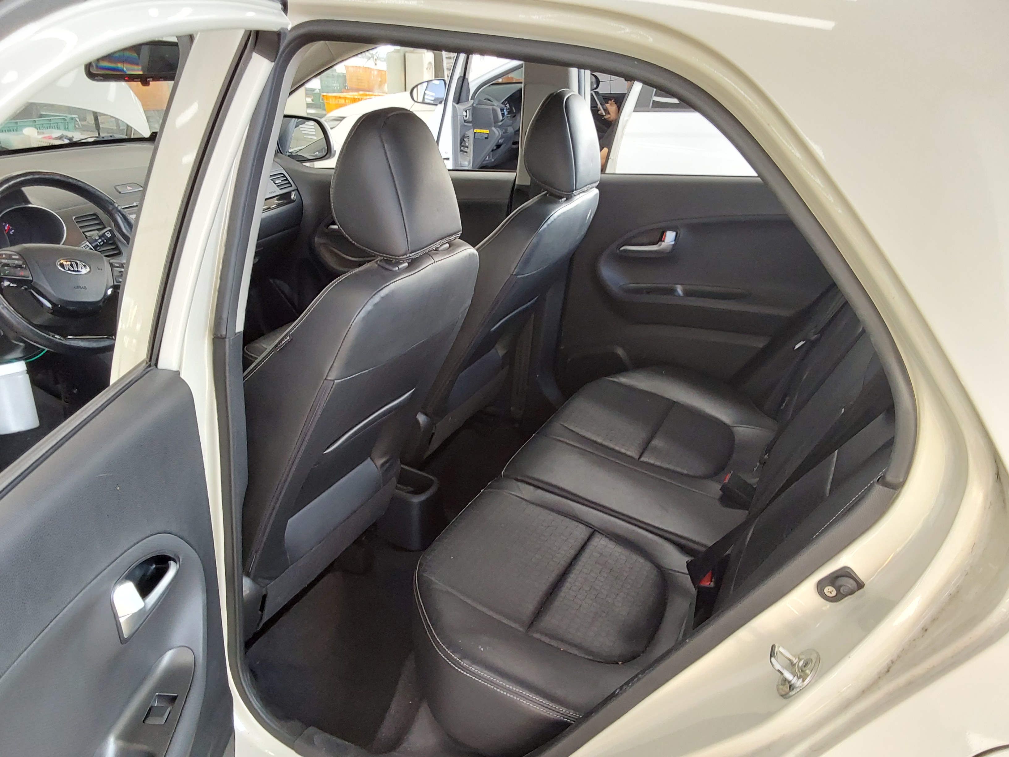 기아자동차 모닝 - 11